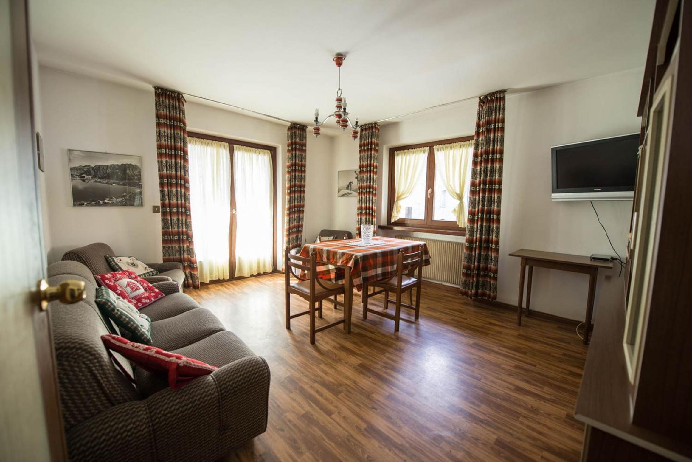 Apartment 1 photo 2