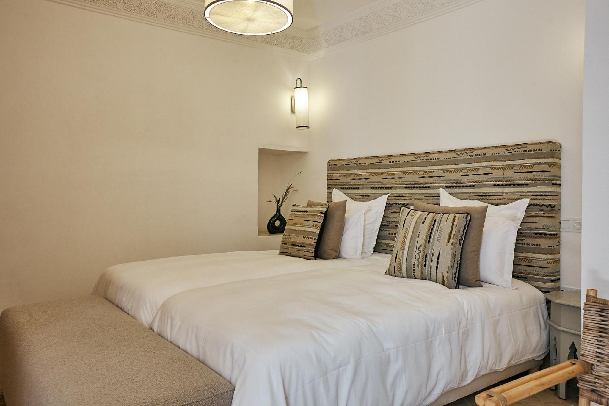 Deluxe Twin Room - Photo 5