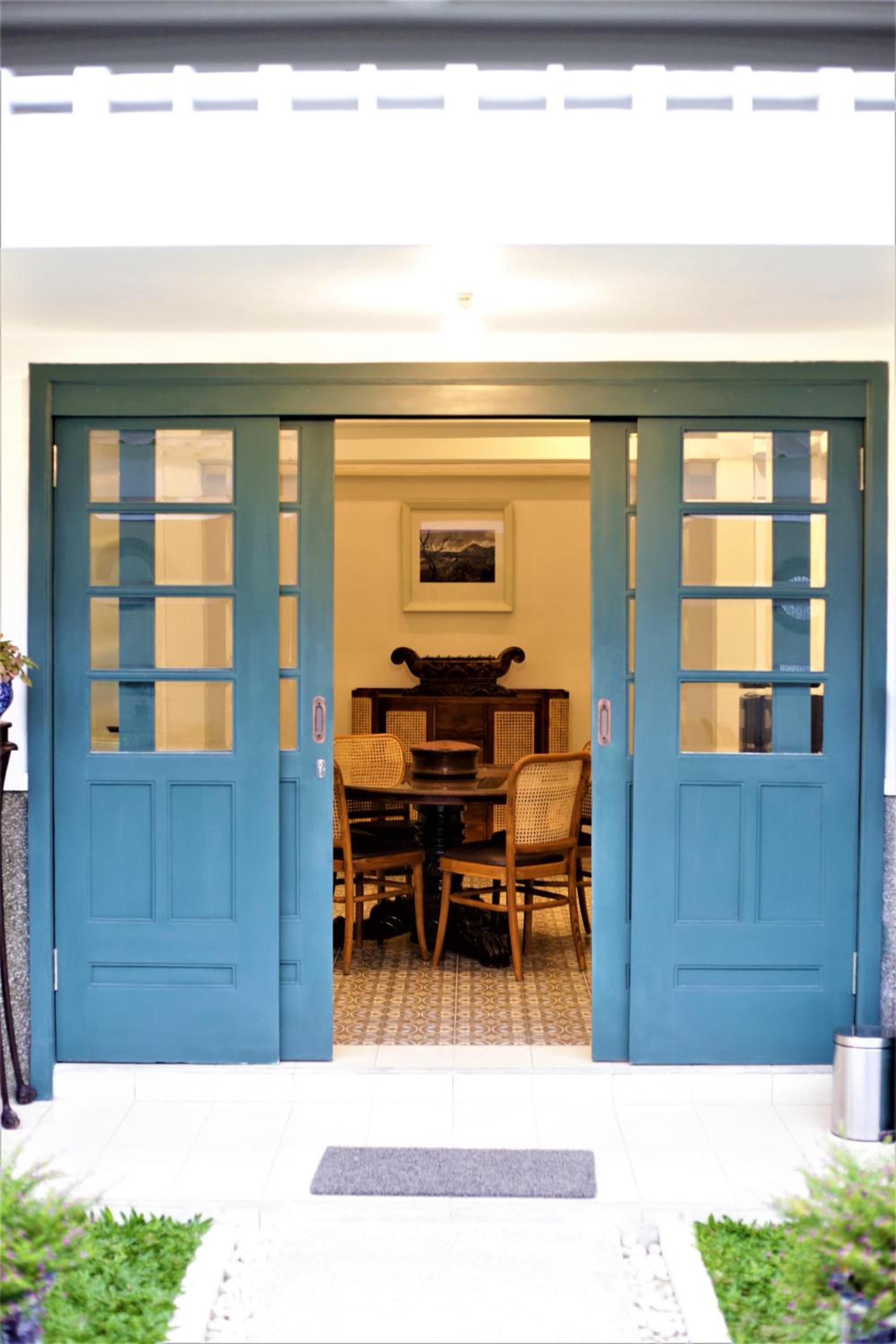 Deluxe Double Room (2 Adults + 1 Child) - Photo 16