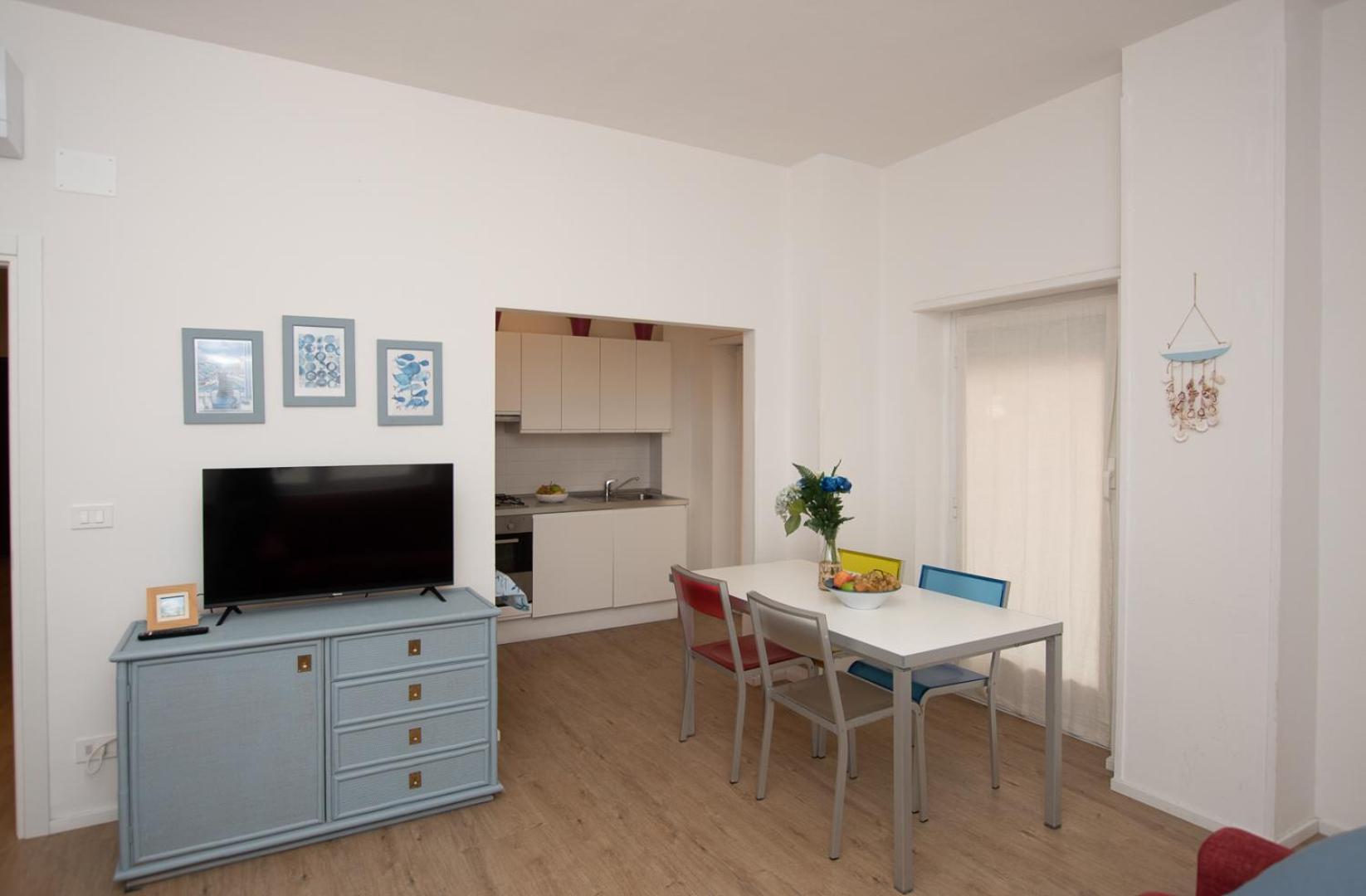 Apartment photo 3