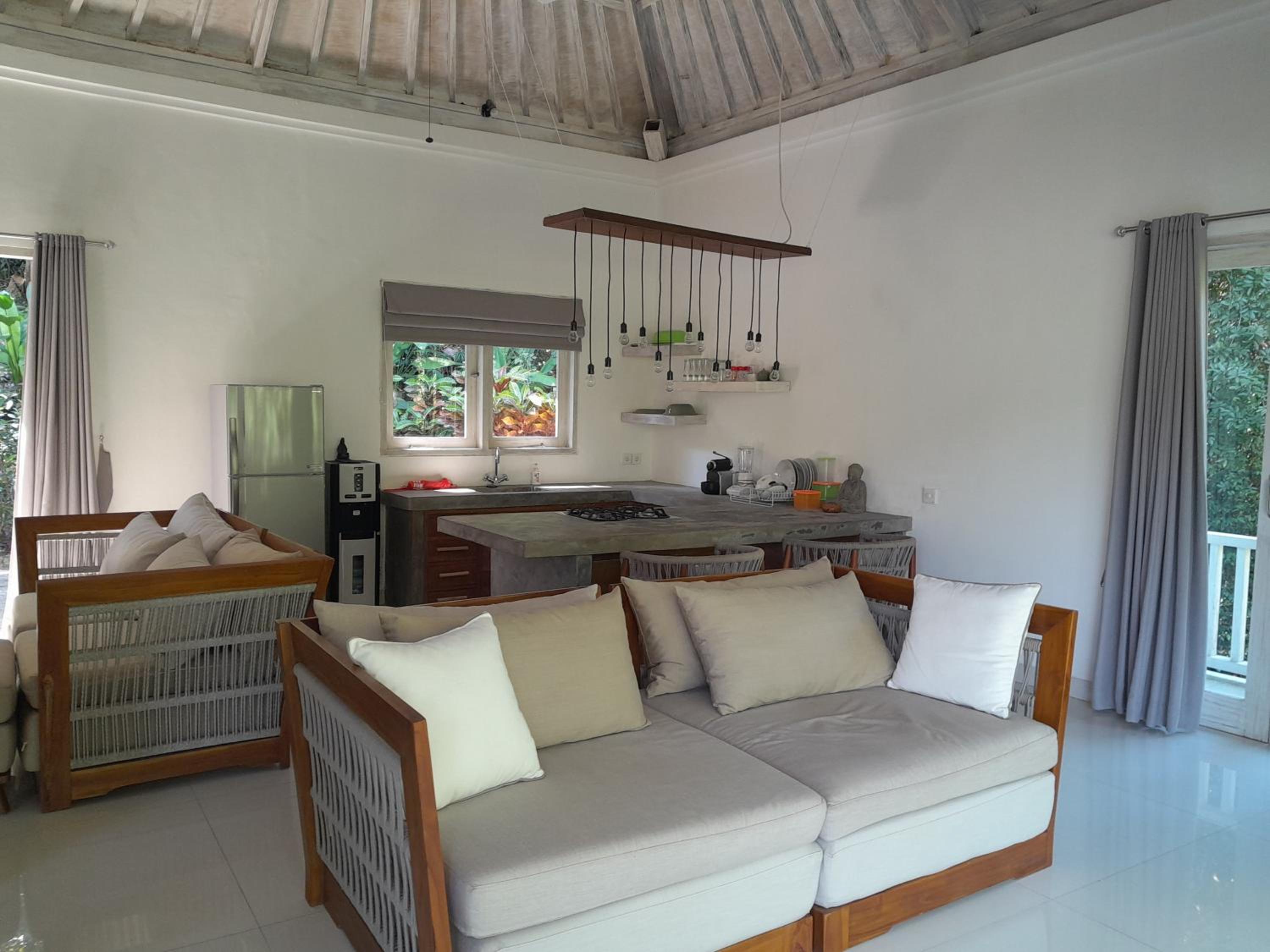 Deluxe Bungalow with Garden View - Photo 40