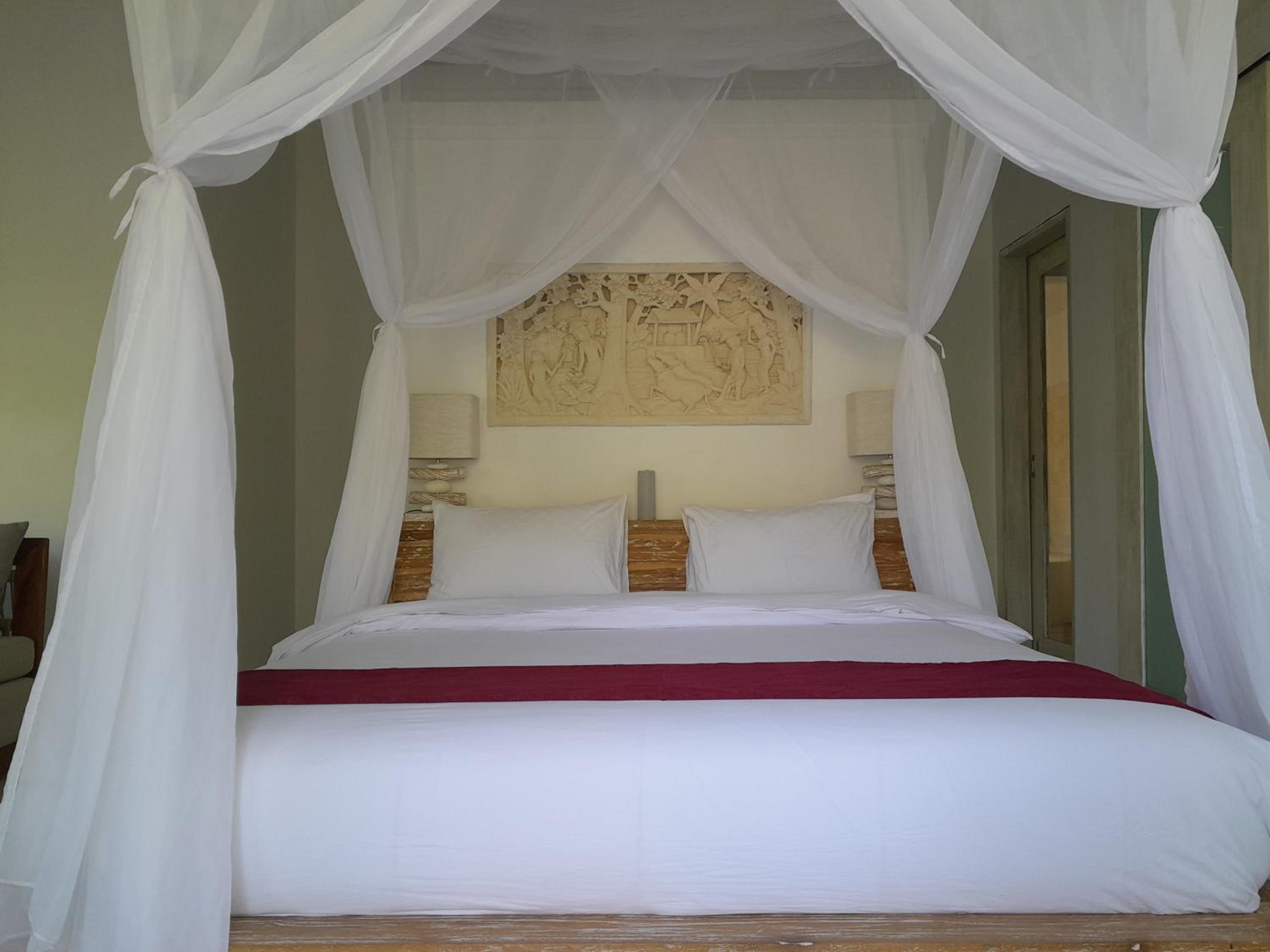 Deluxe Bungalow with Garden View - Photo 39