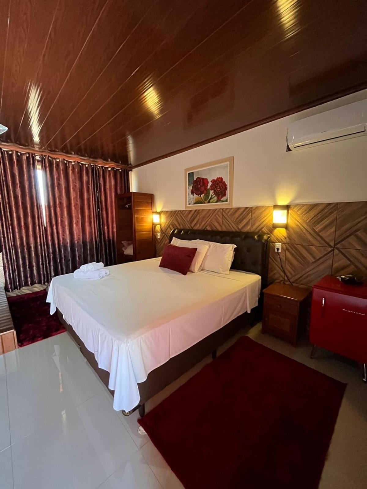 Deluxe Suite with Spa Bath