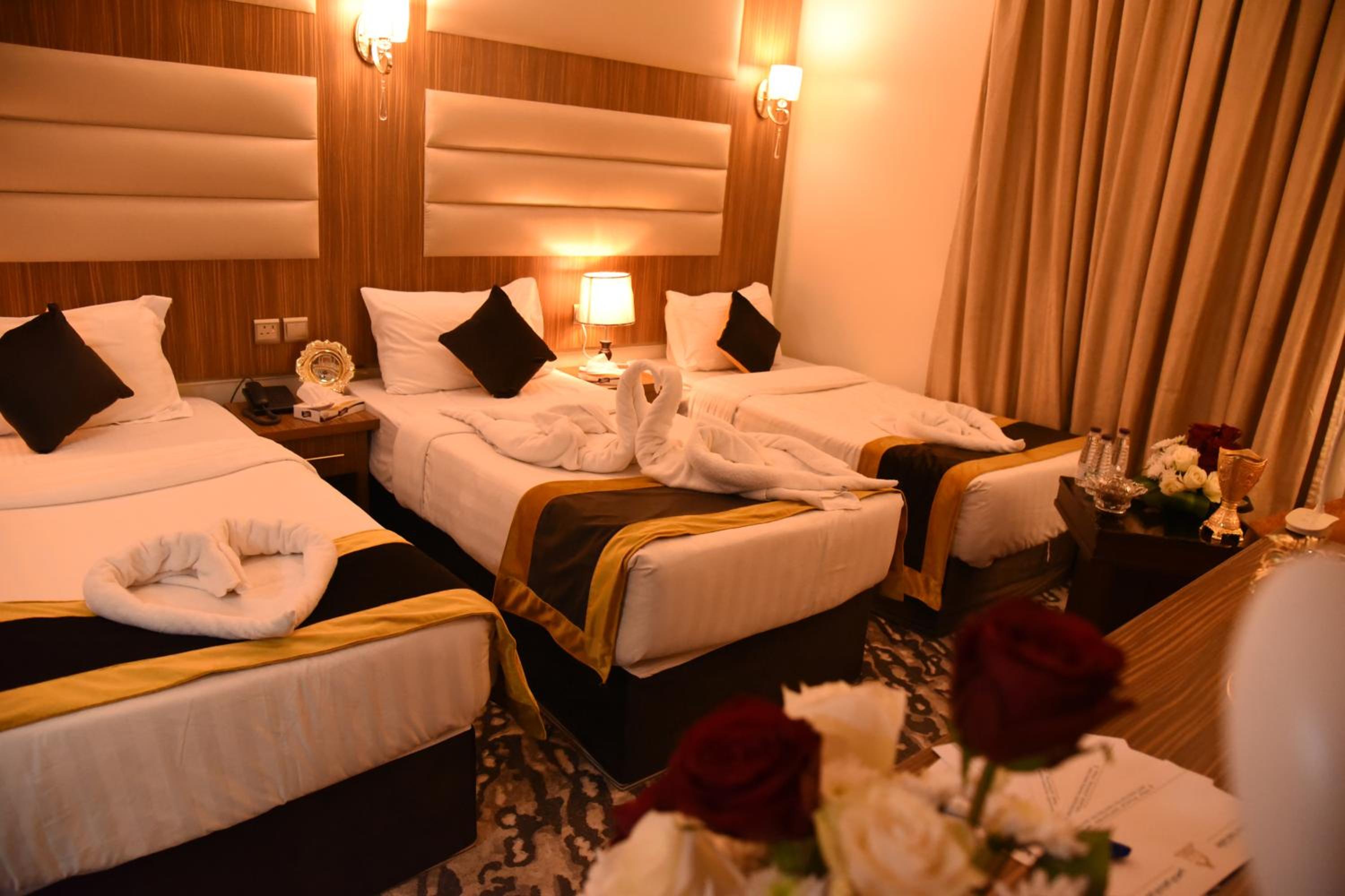 Triple Room with Bathroom photo 2