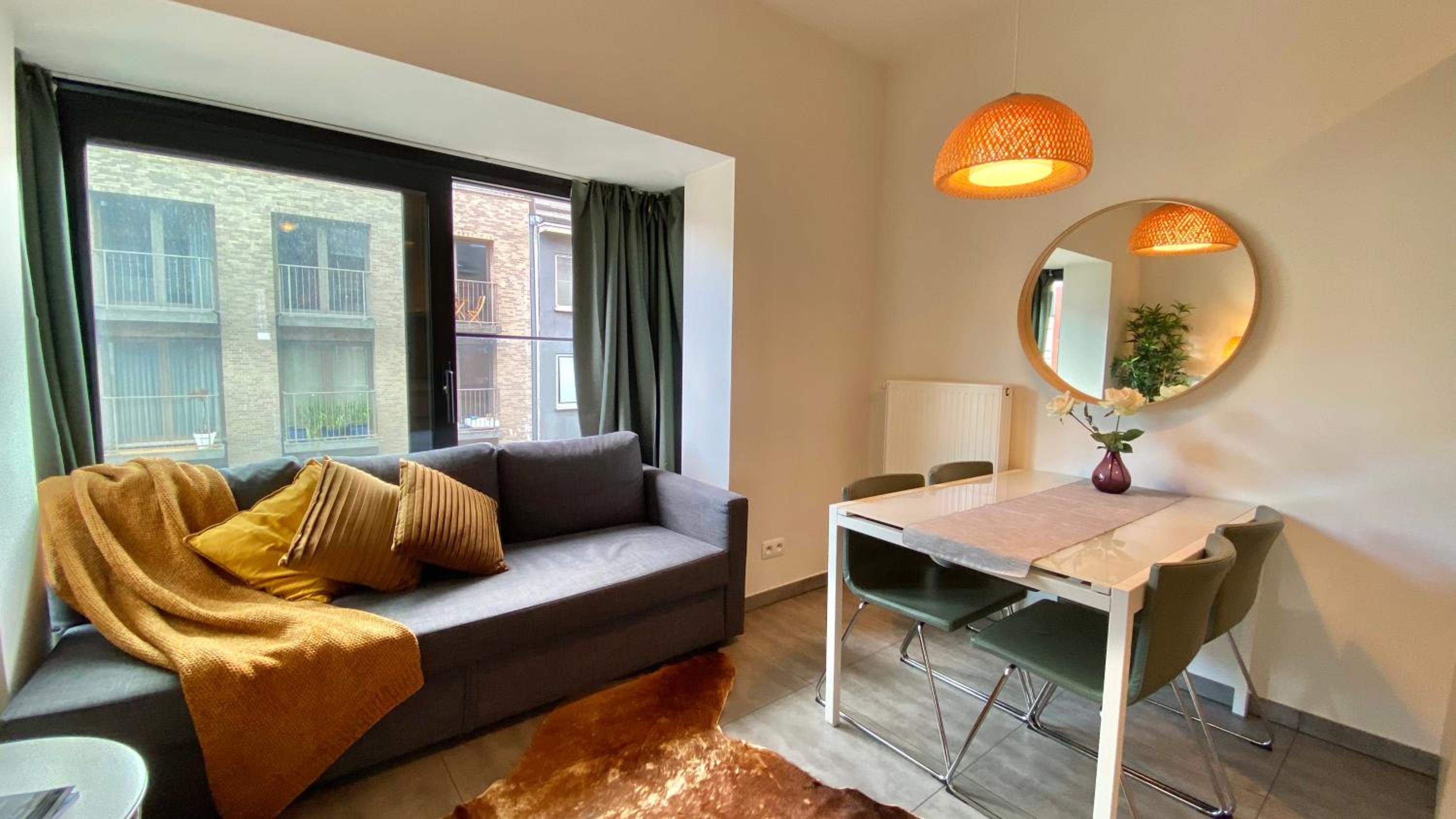 One-Bedroom Apartment photo 3
