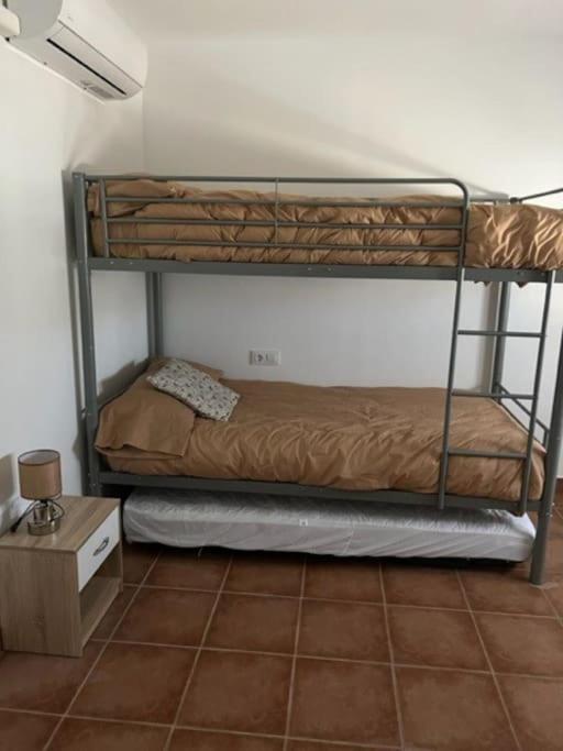 Villa de Tres Habitaciones