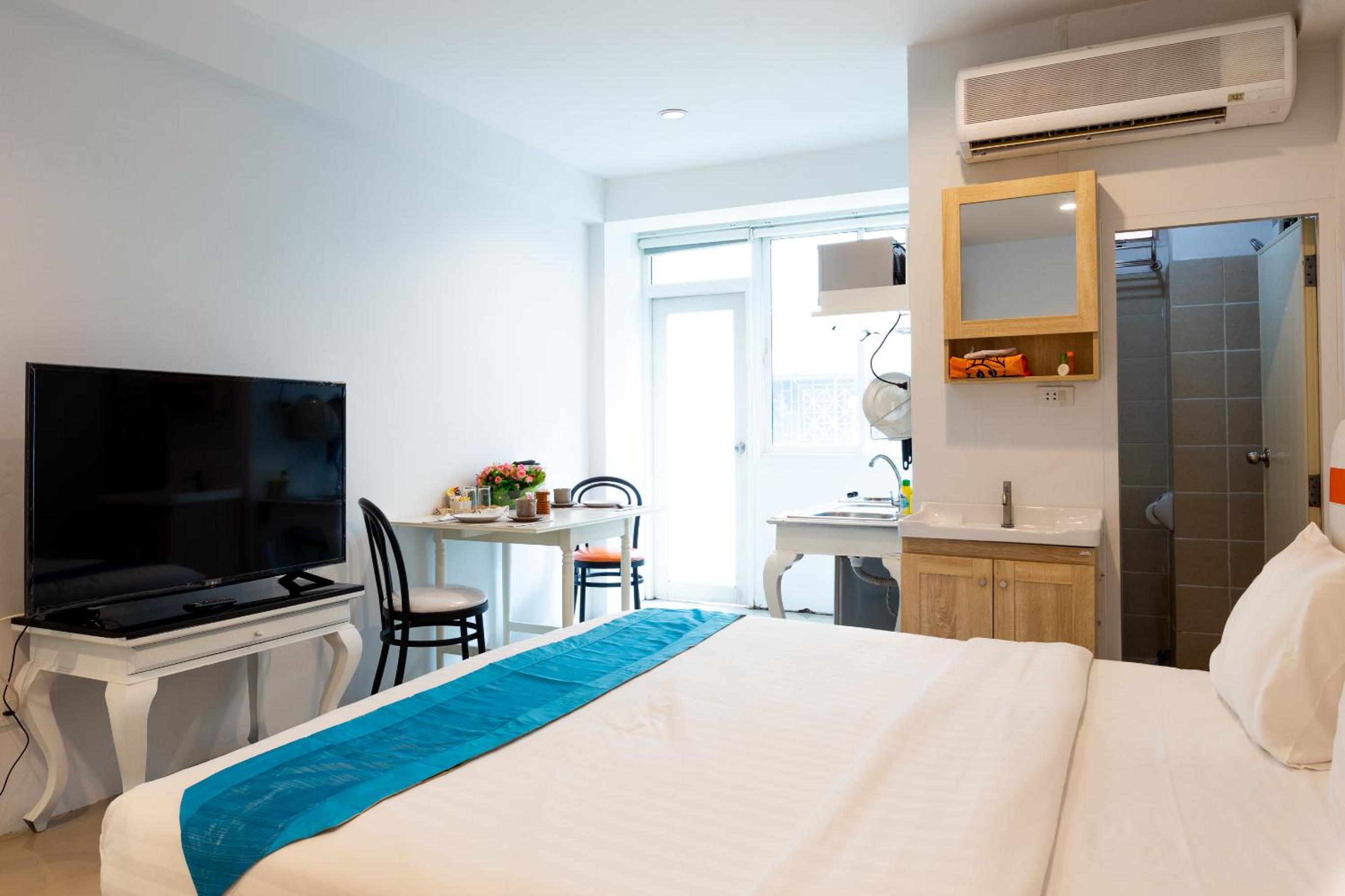 Double Room with Balcony photo 2