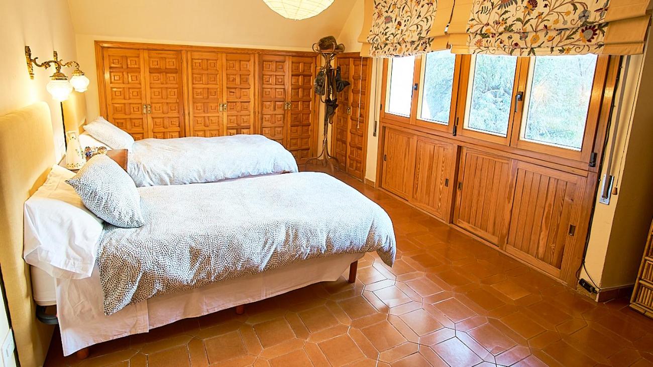 Casa de cinco habitaciones