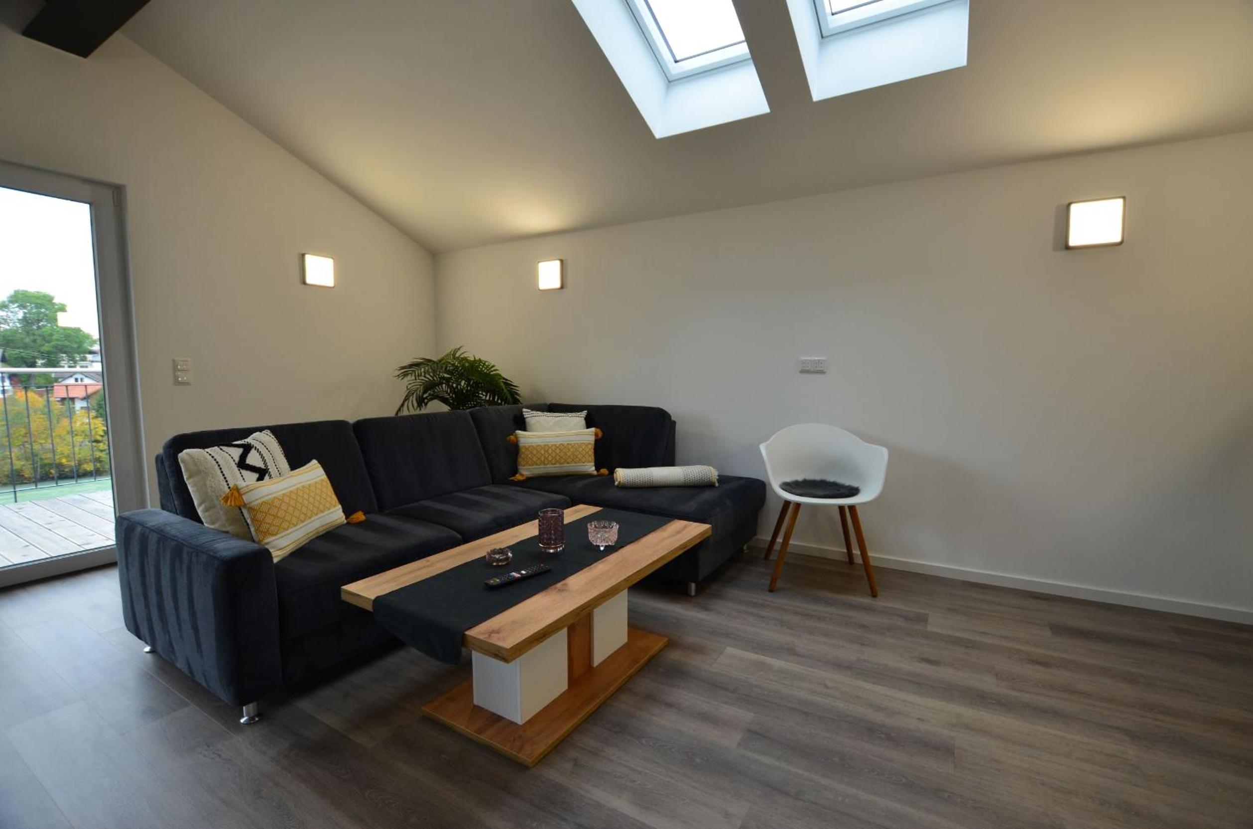 Apartment with Mountain View photo 1