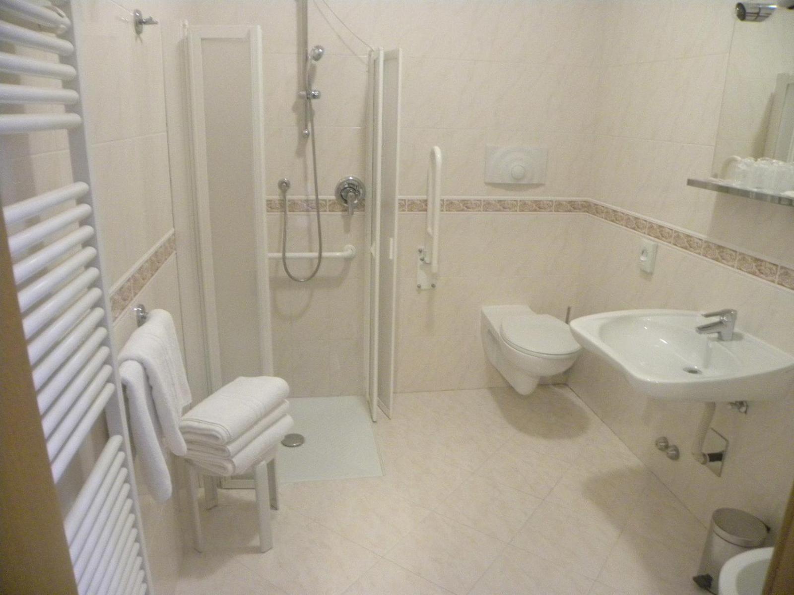 Superior Triple Room - Photo 6