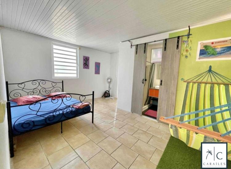 Two-Bedroom House photo 3