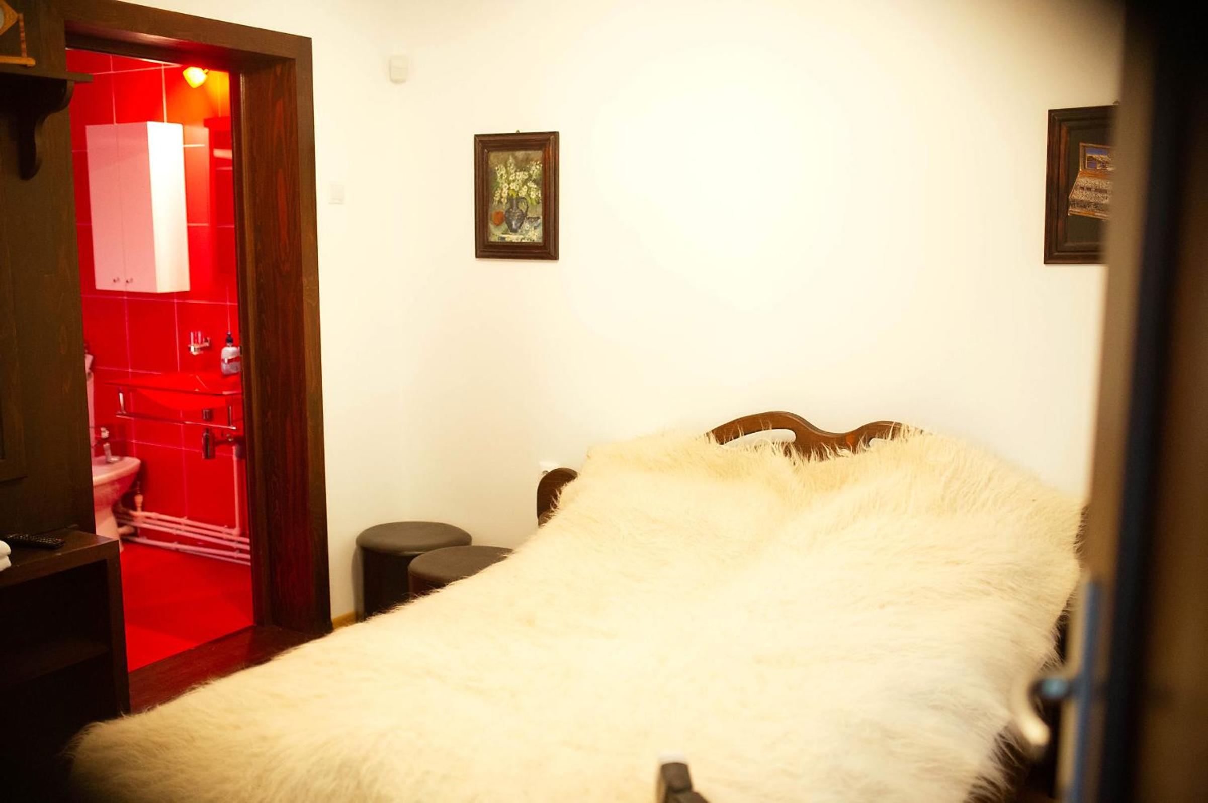 Villa - Photo 2