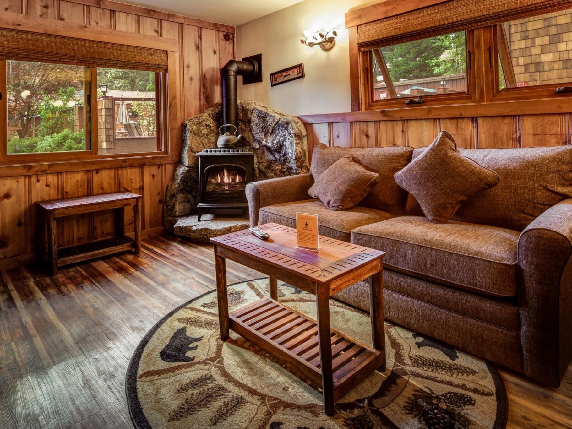 One-Bedroom Cottage photo 1