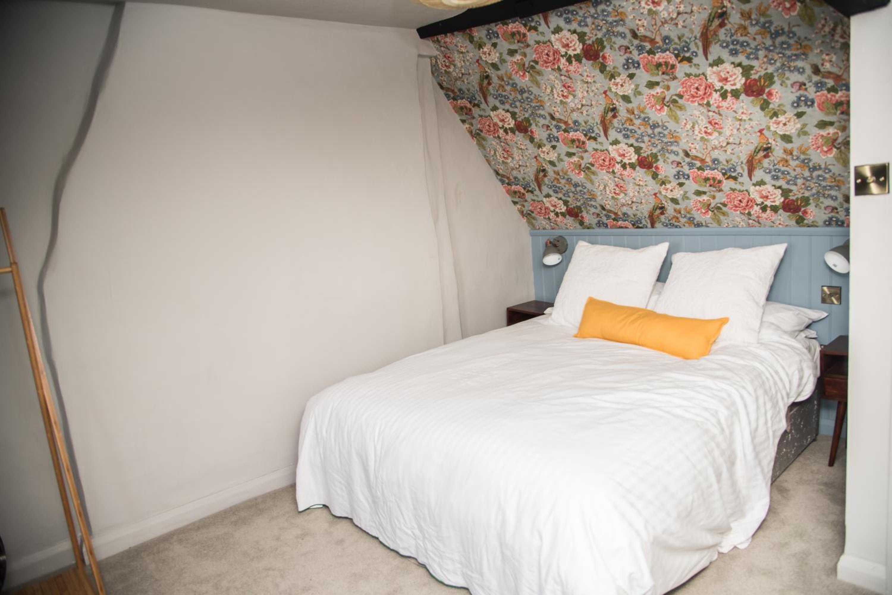 Double Room with Private Bathroom - Photo 5