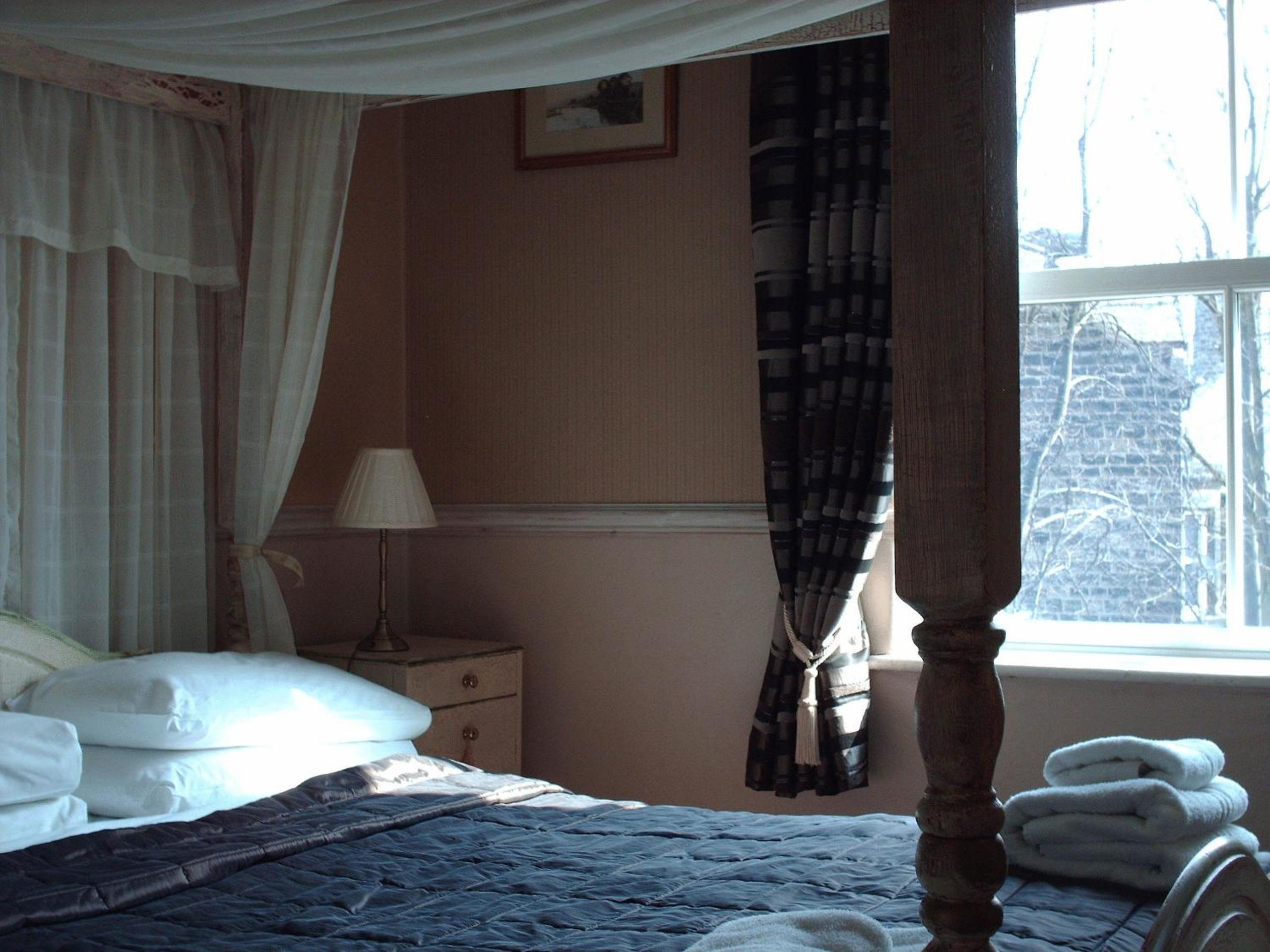 Double Room - Photo 2