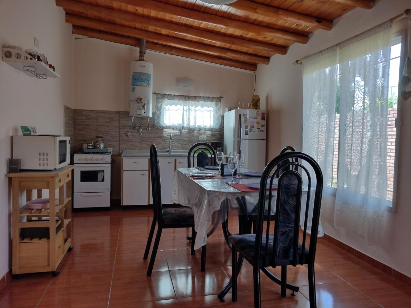 One-Bedroom House photo 2