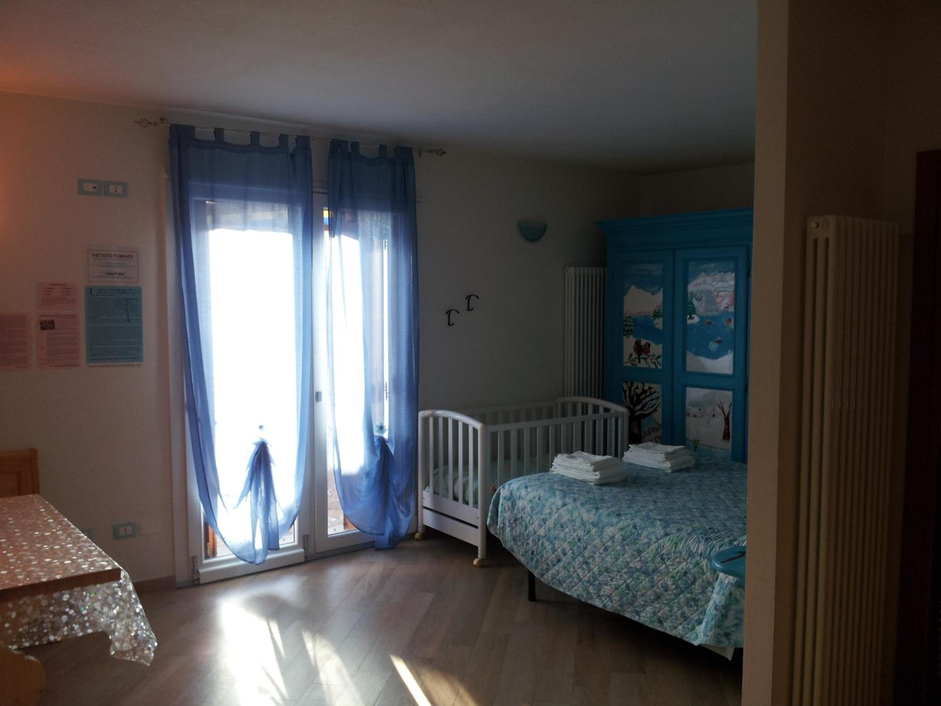 Studio Apartment photo 2