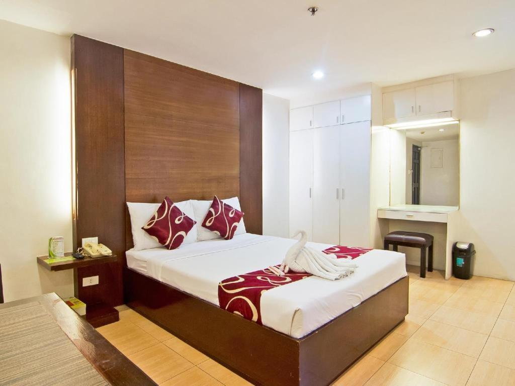 Standard Double Room - Photo 3