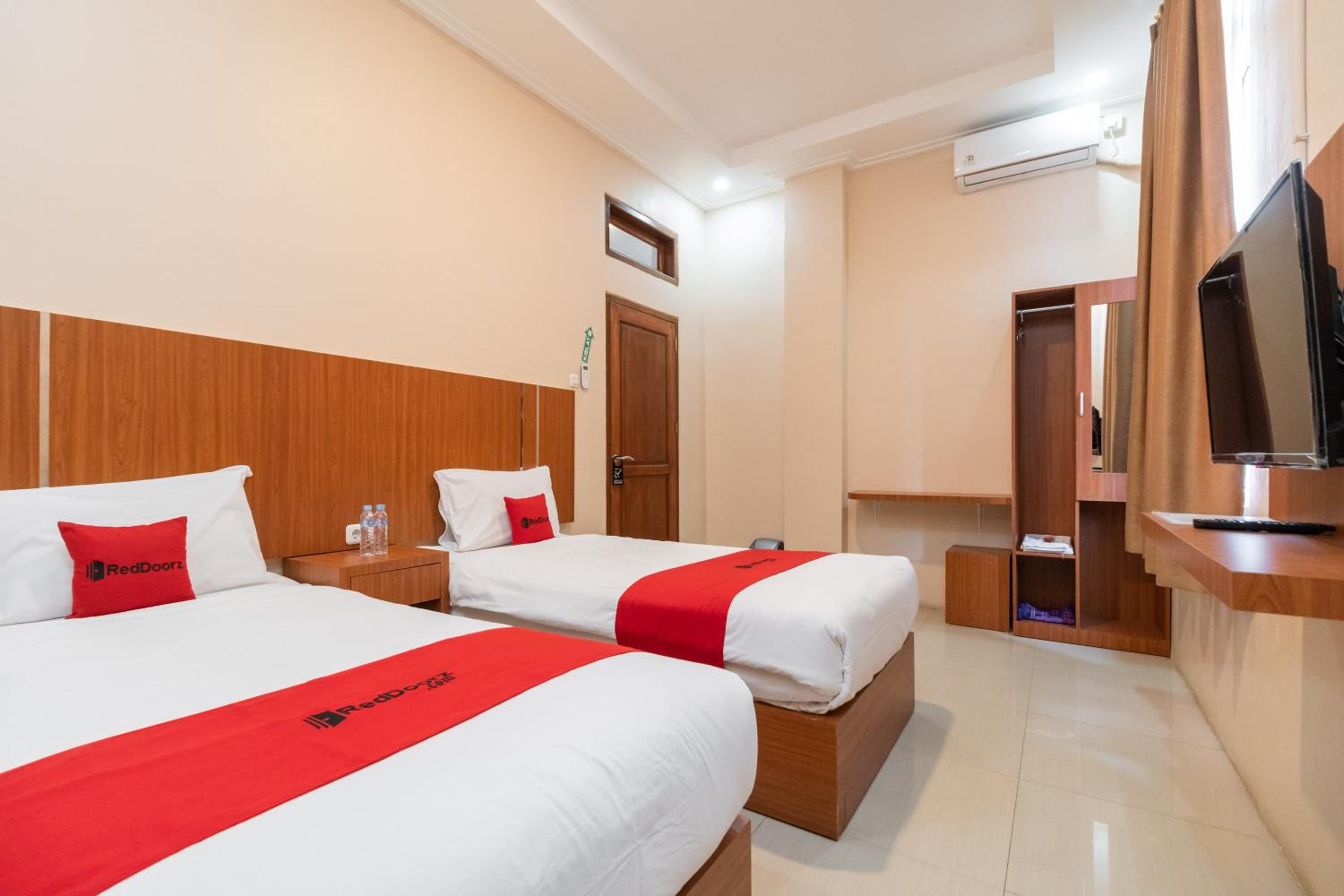 Twin Room - Photo 5