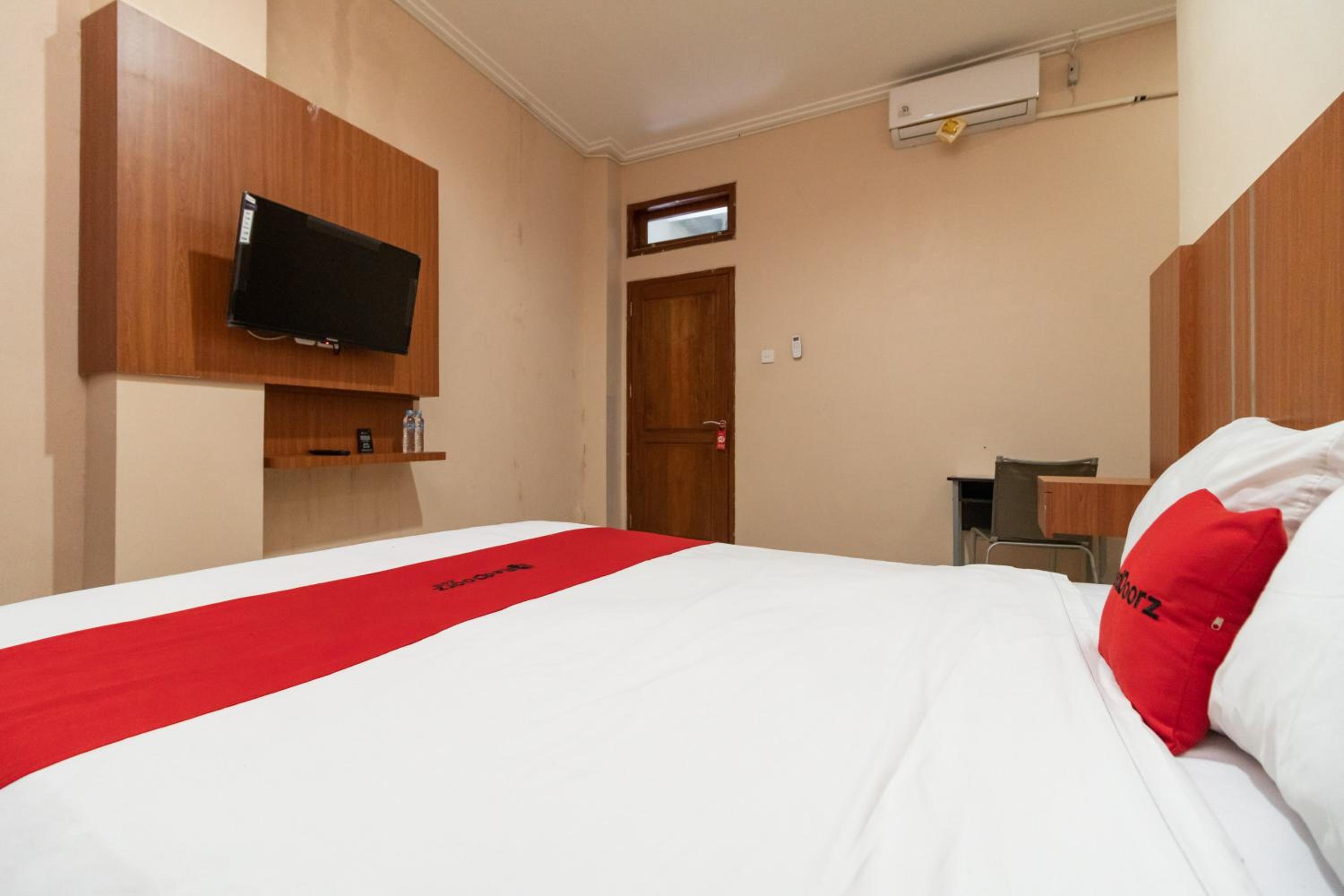 Double Room - Photo 5