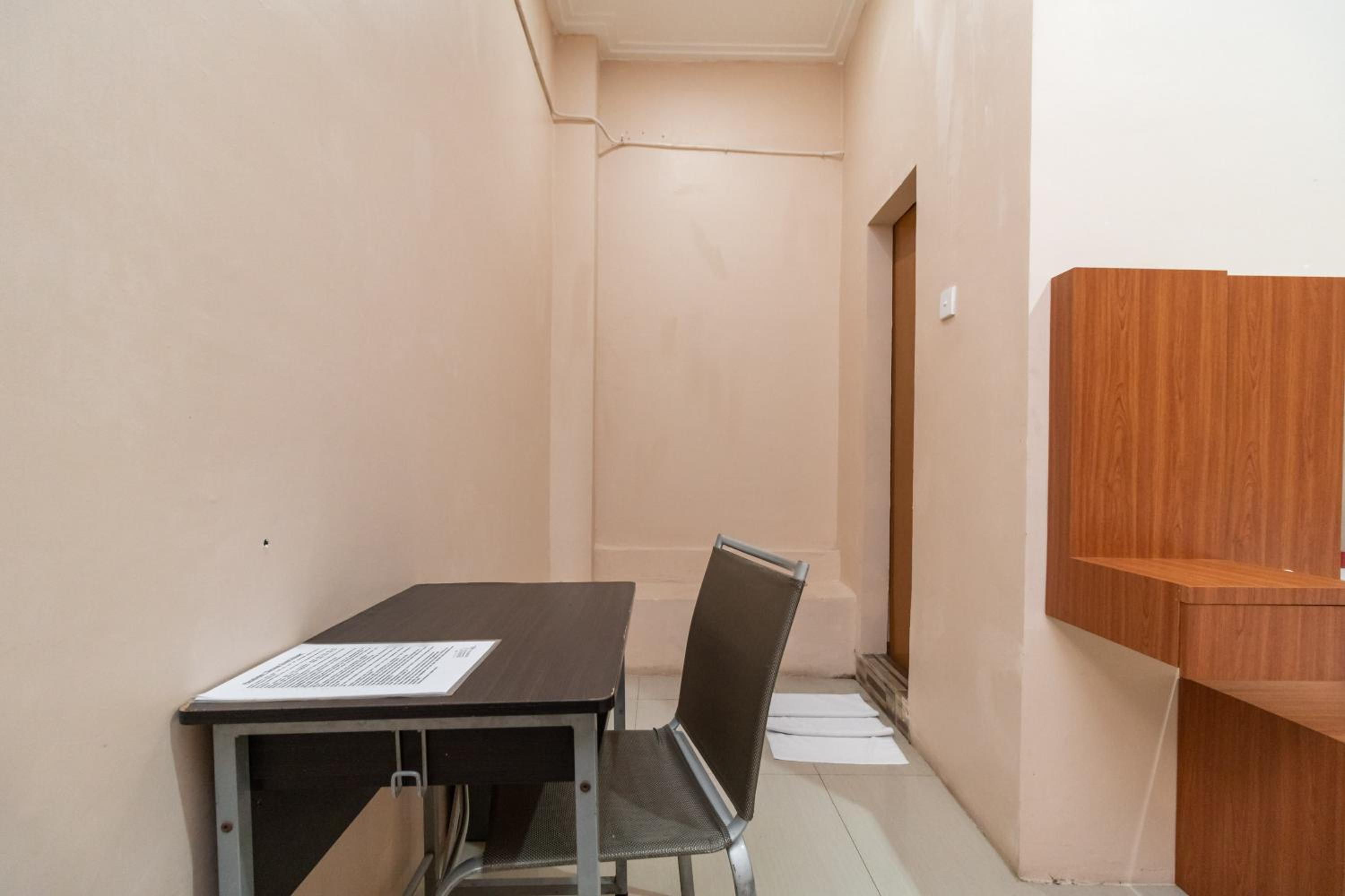Suite - Photo 5