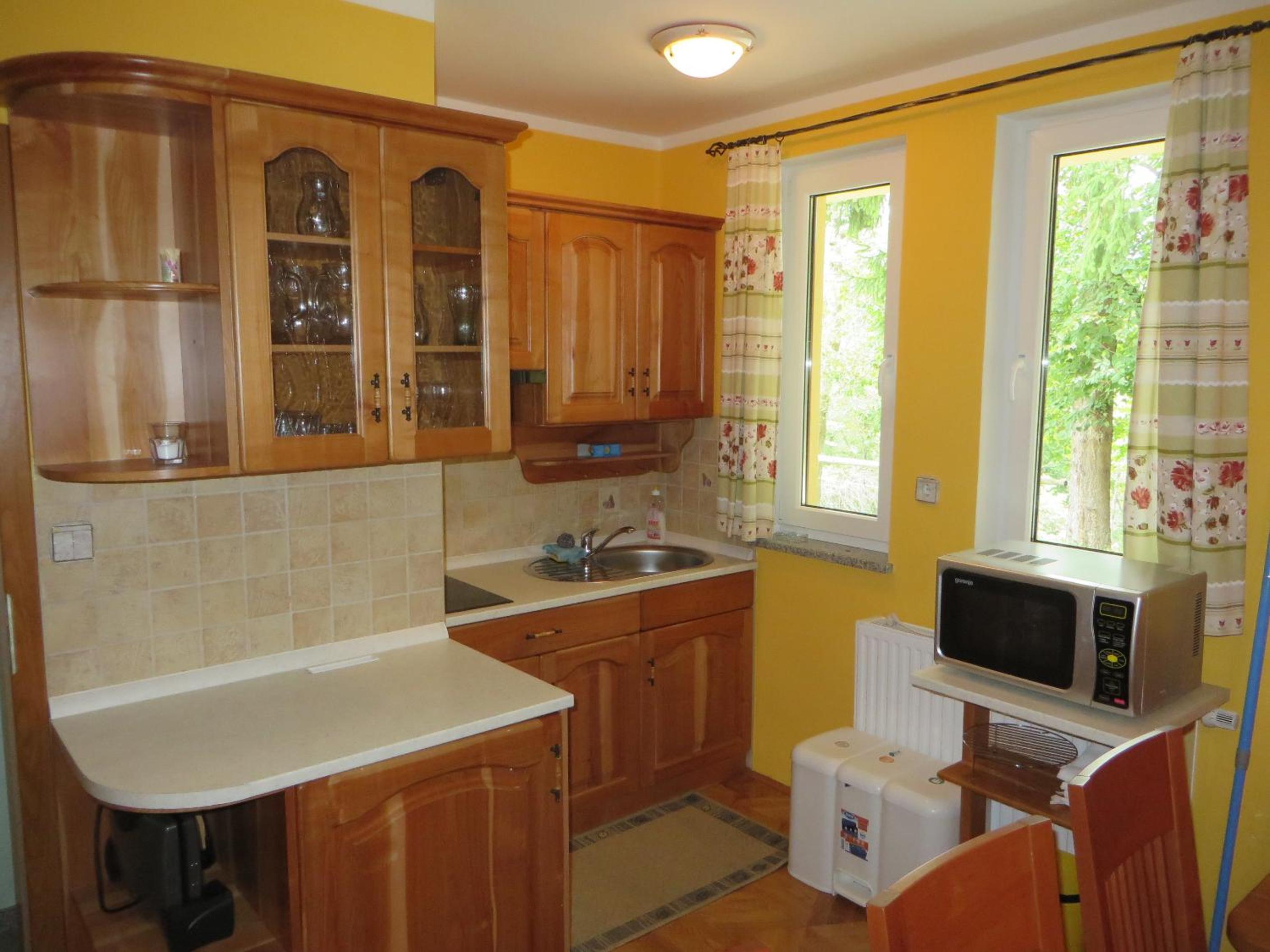 Double Room with Balcony - Photo 6