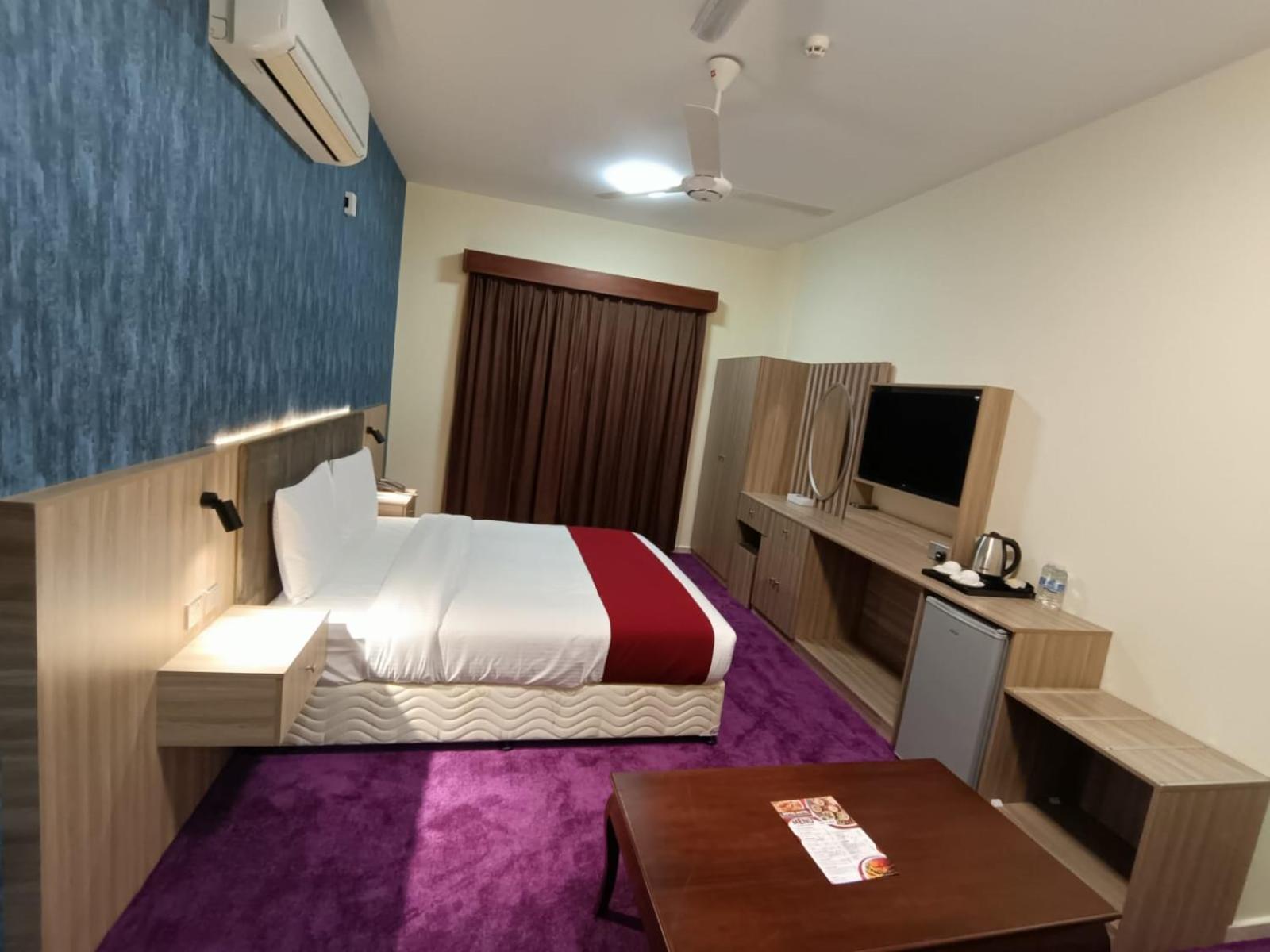 Standard King Room