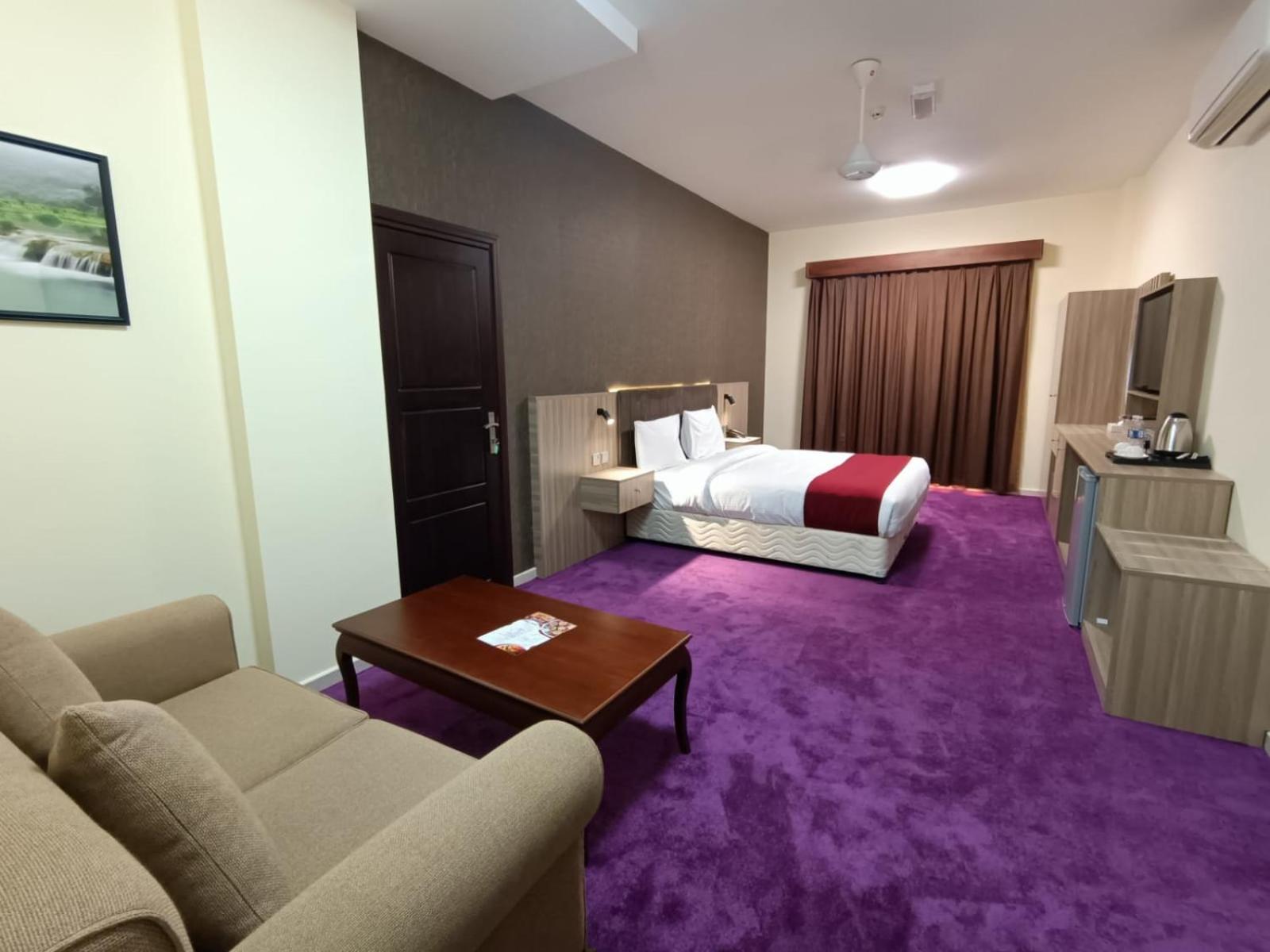Deluxe Suite