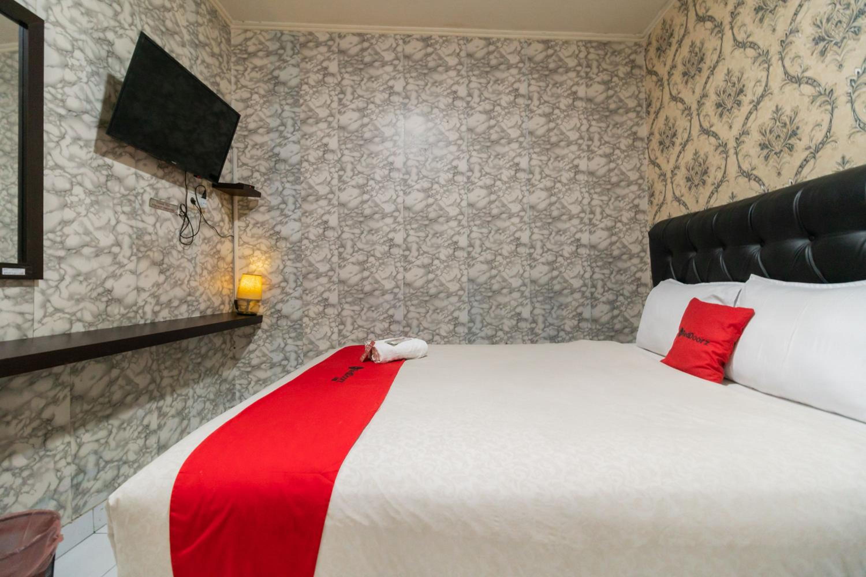 Standard Double Room - Photo 1