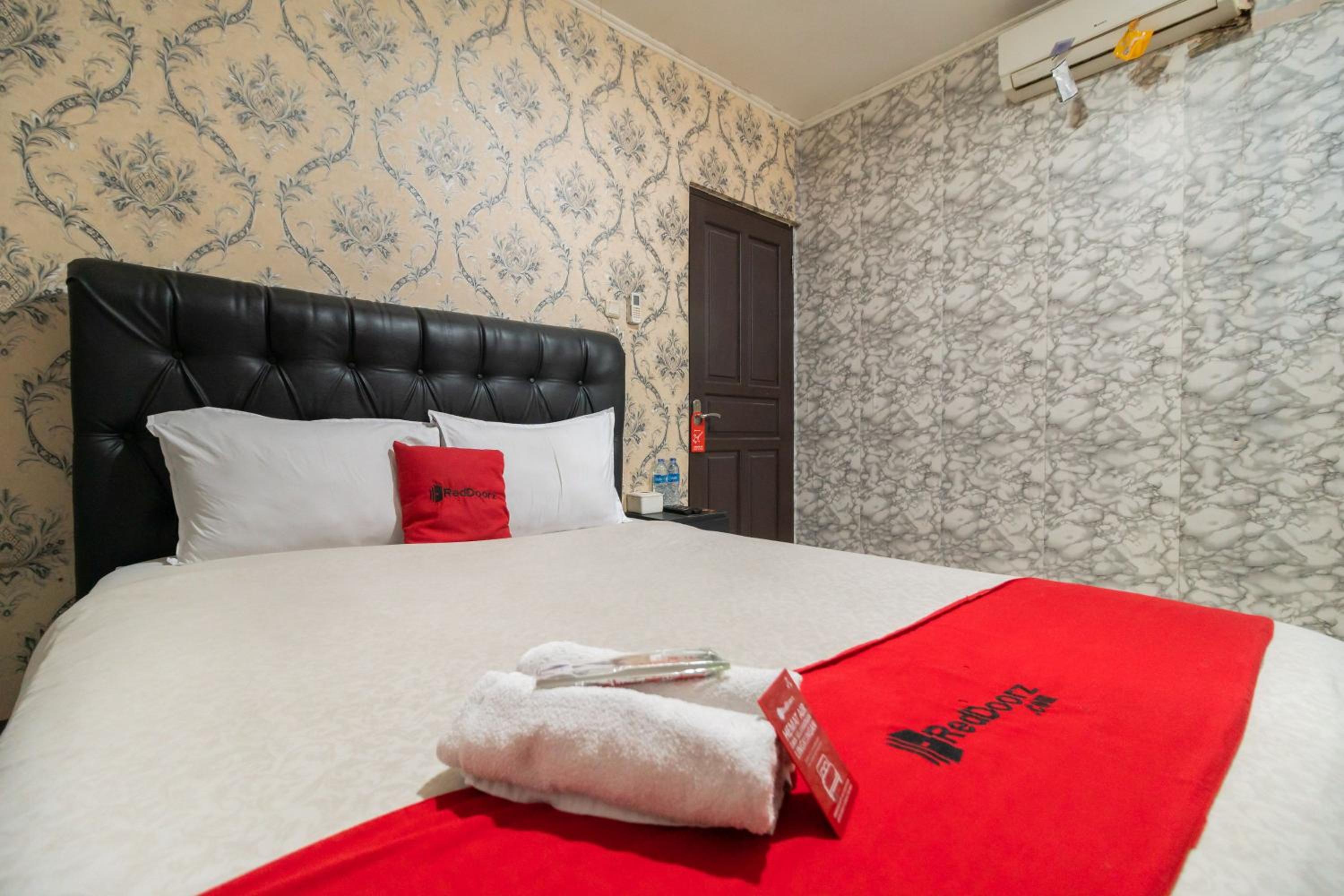 Standard Double Room - Photo 6