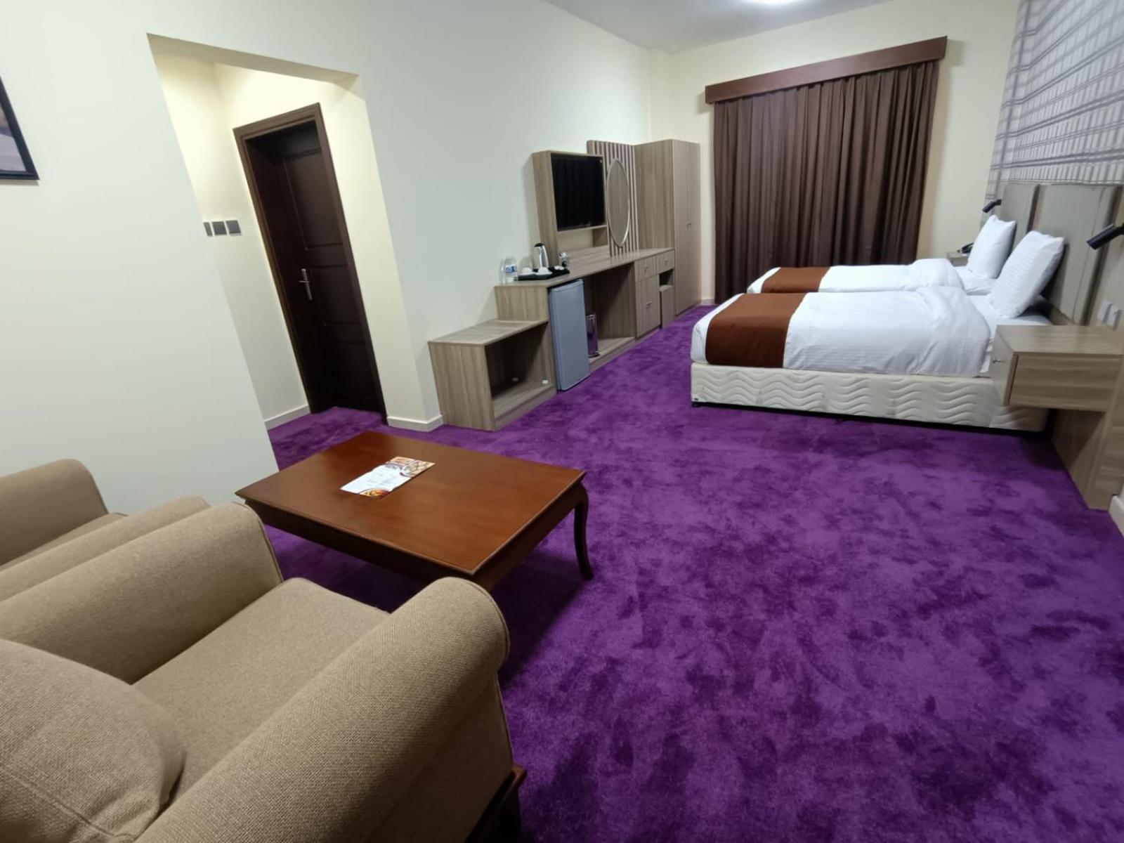 Deluxe Family Suite