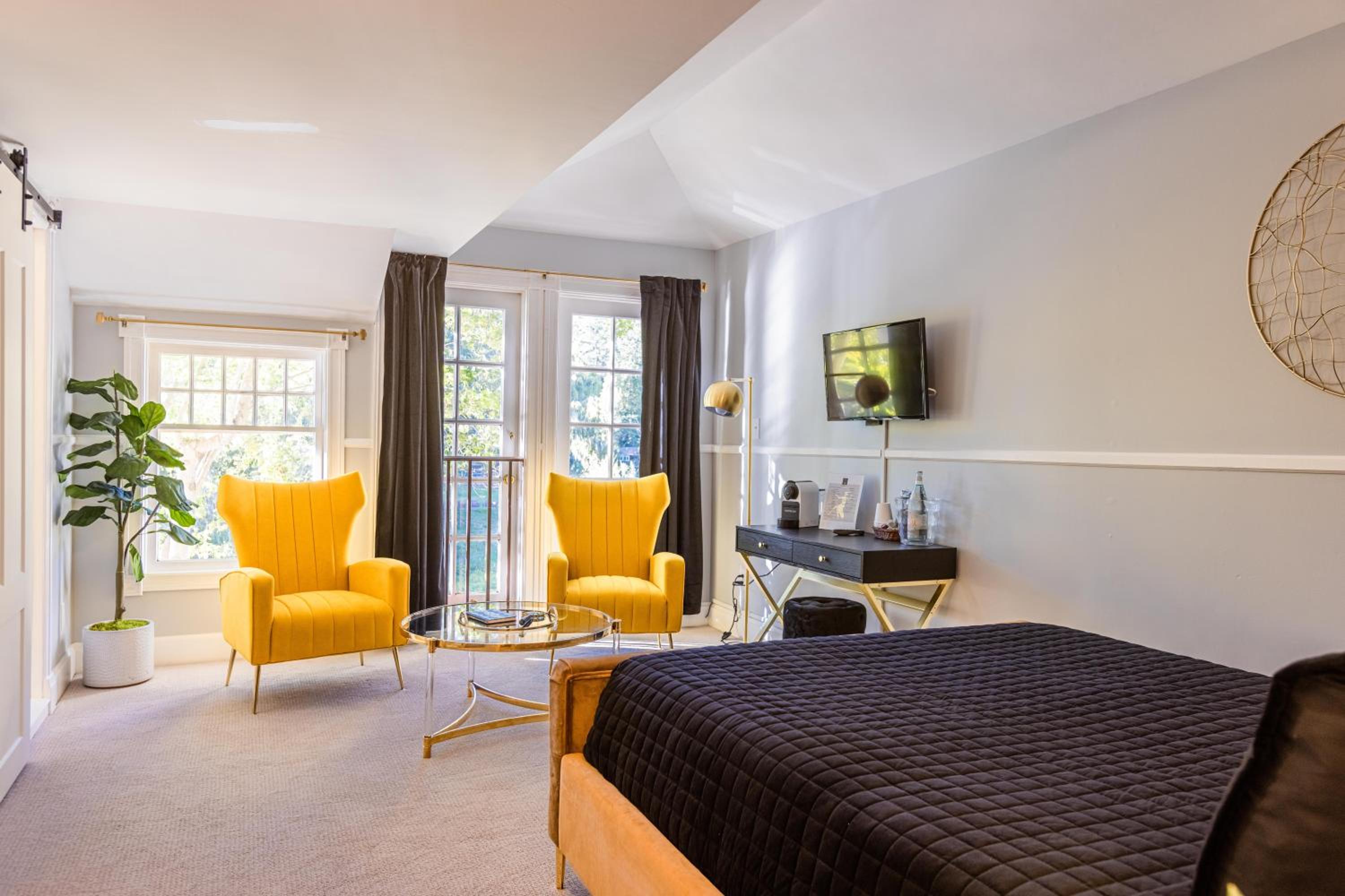 Queen Room photo 3
