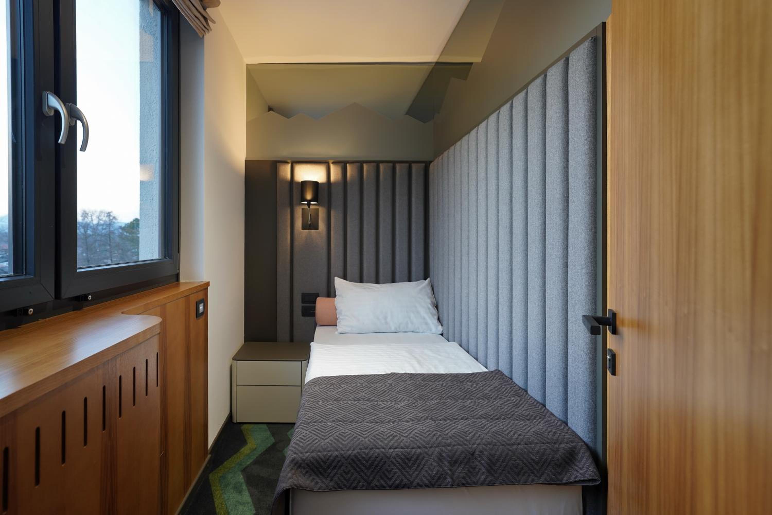 Superior Triple Room - Photo 4