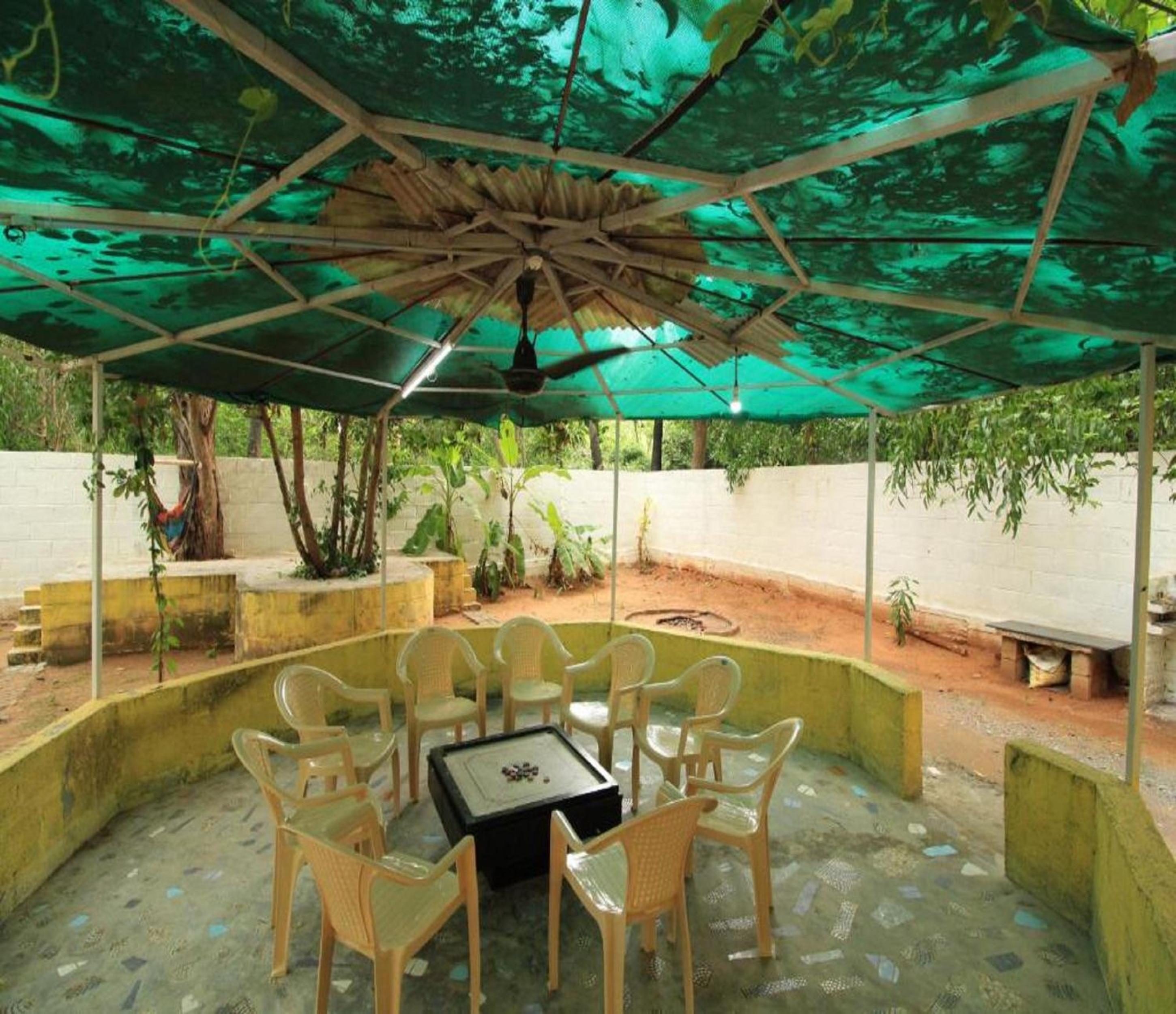 Villa with Private Pool - Photo 35