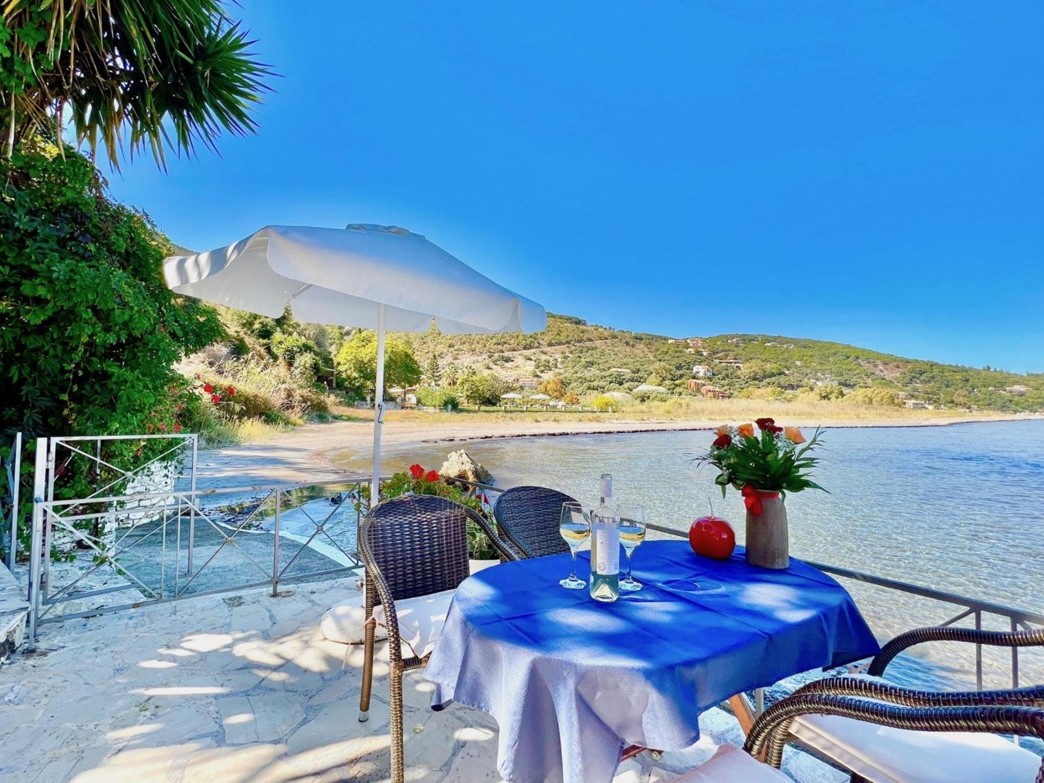 Villa - Beach Front photo 3
