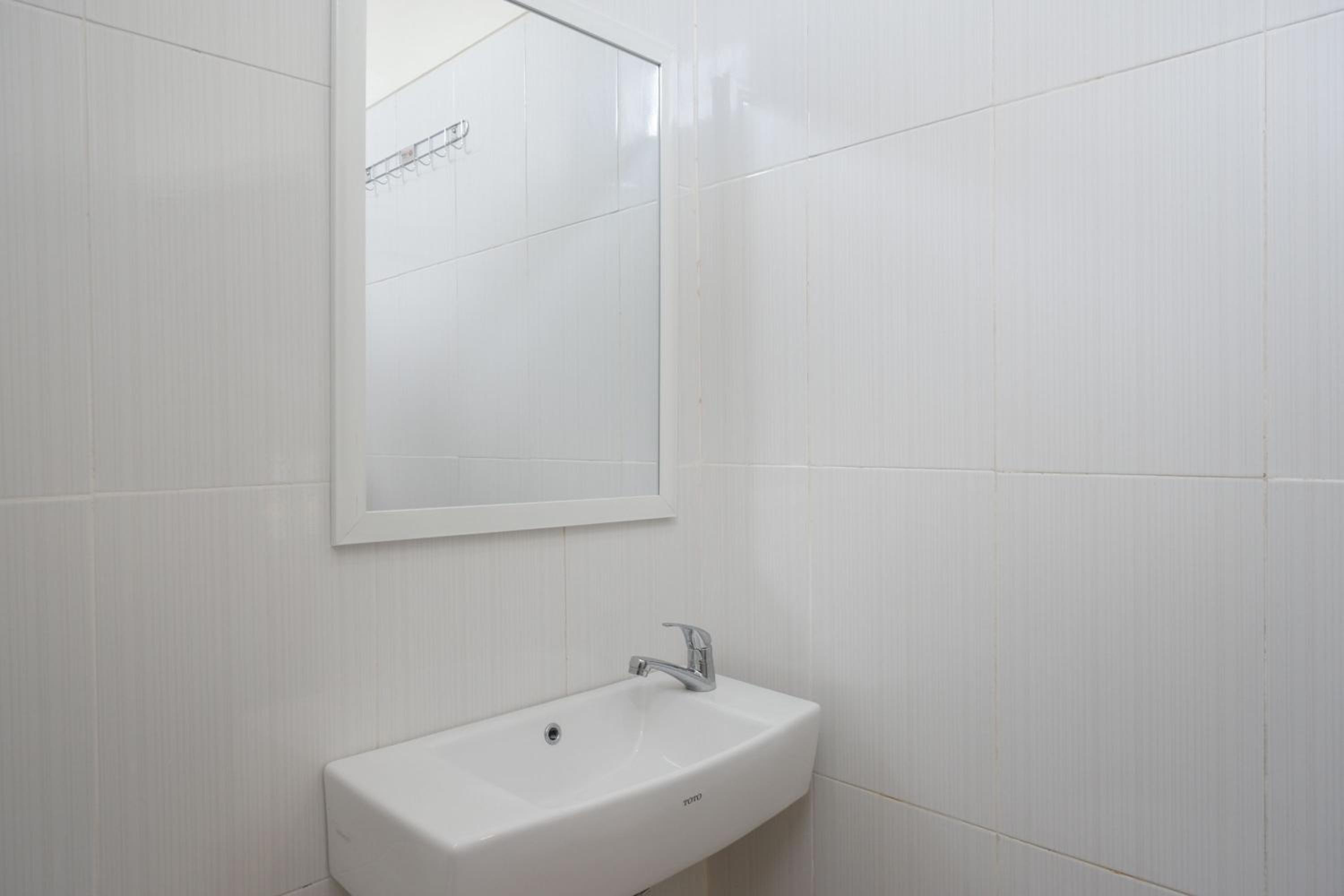 Double Room - Photo 5