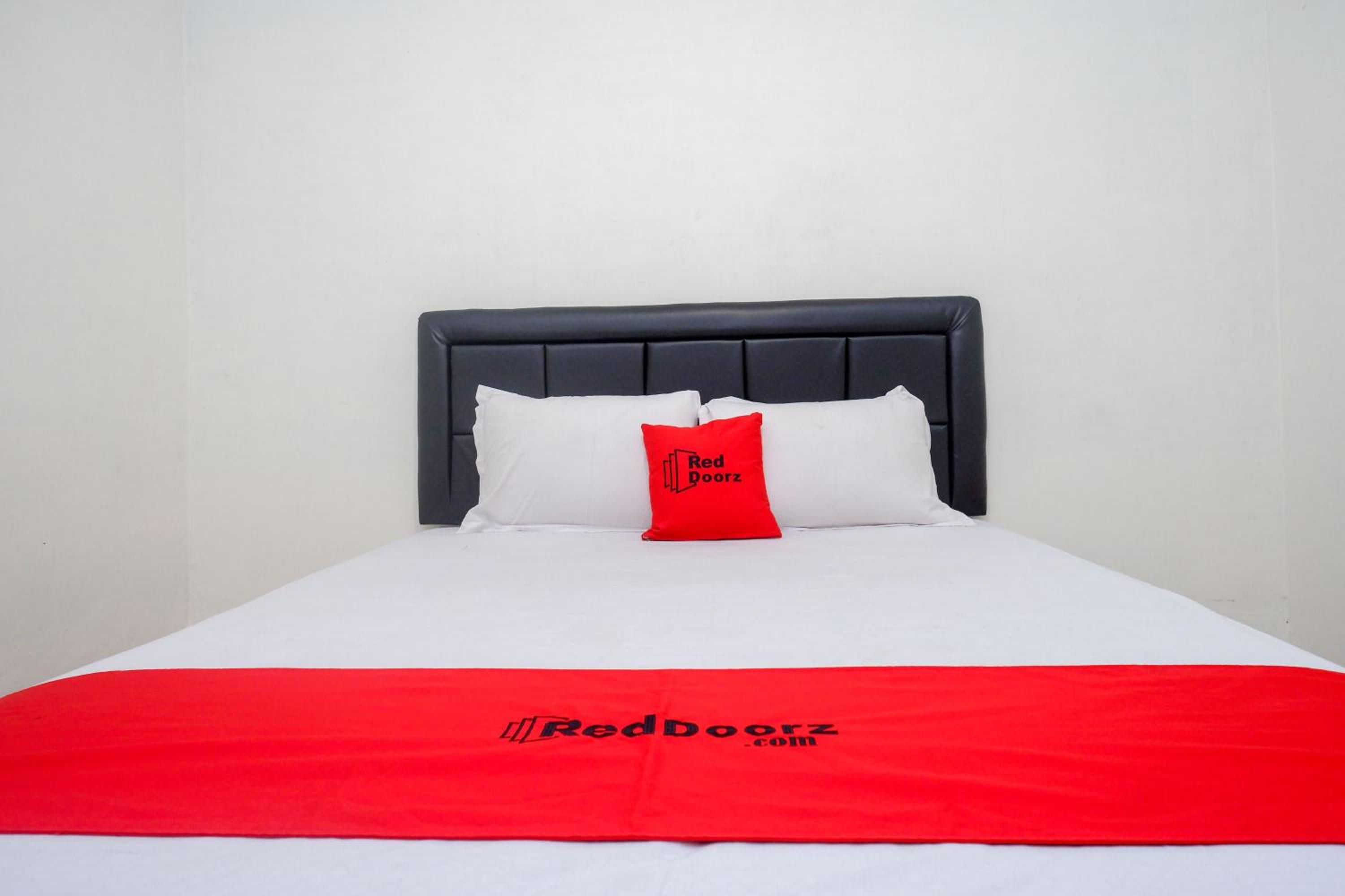 Double Room - Photo 12