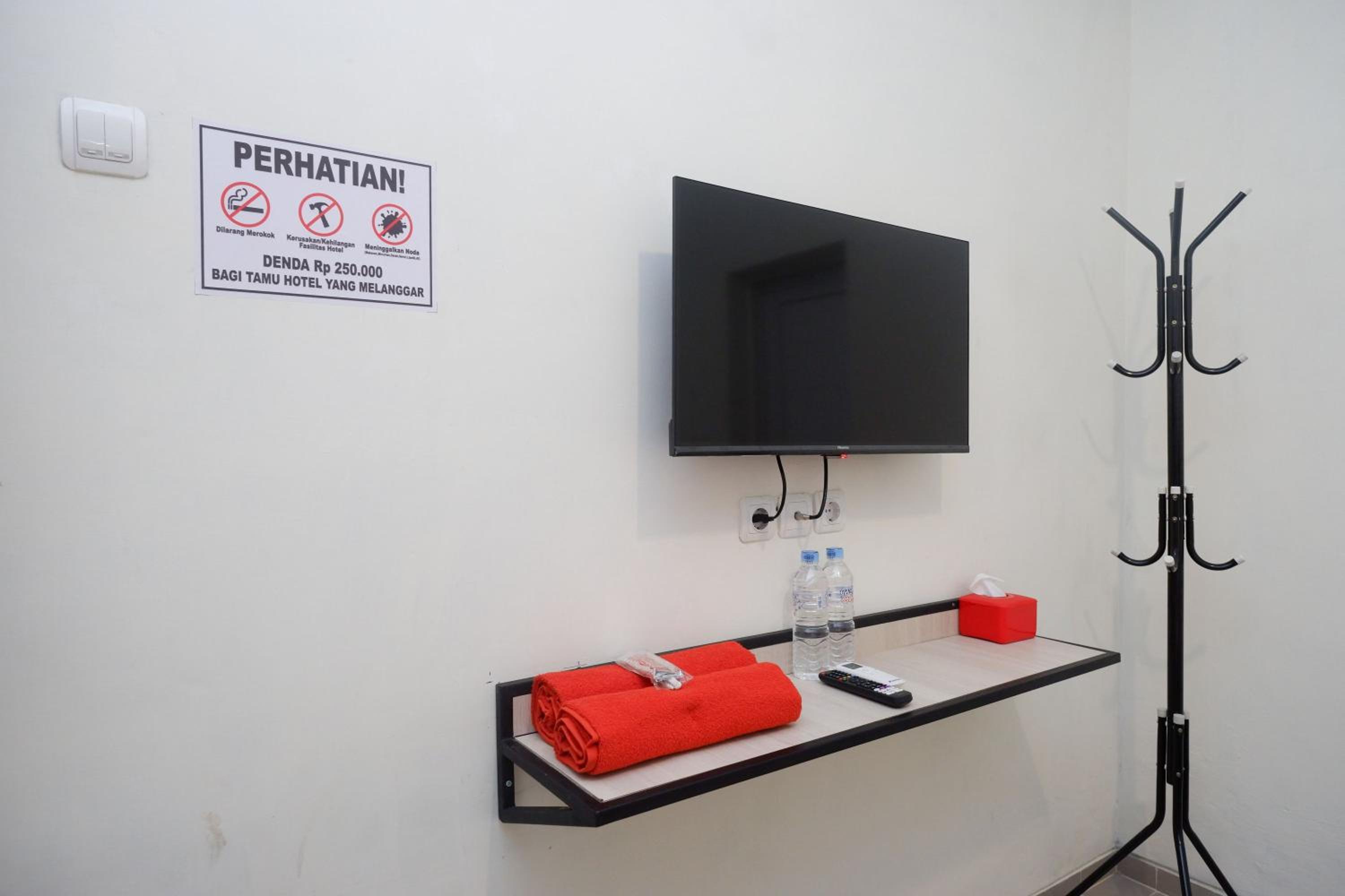 Double Room - Photo 10