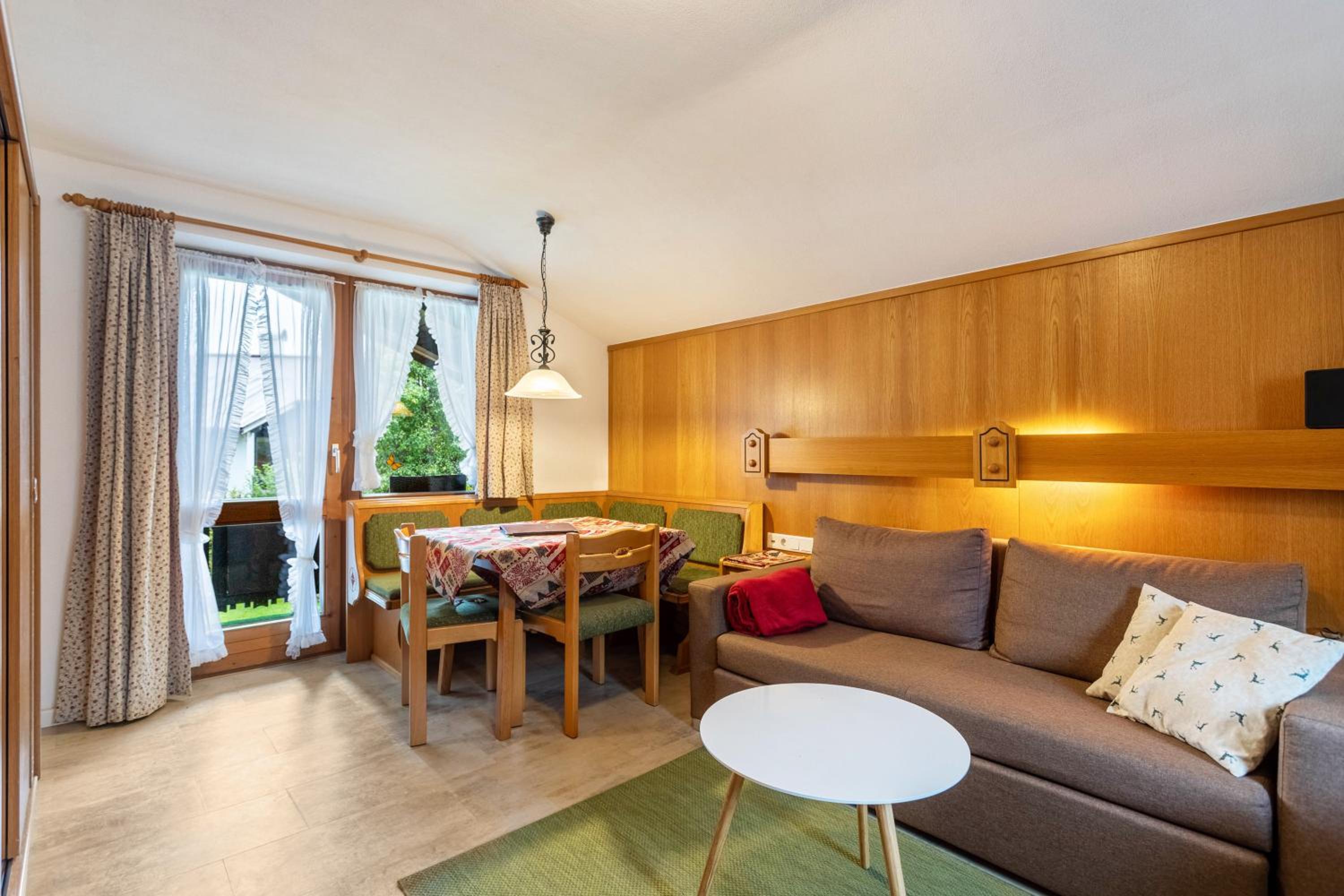 Superior One-Bedroom Apartment With Balcony