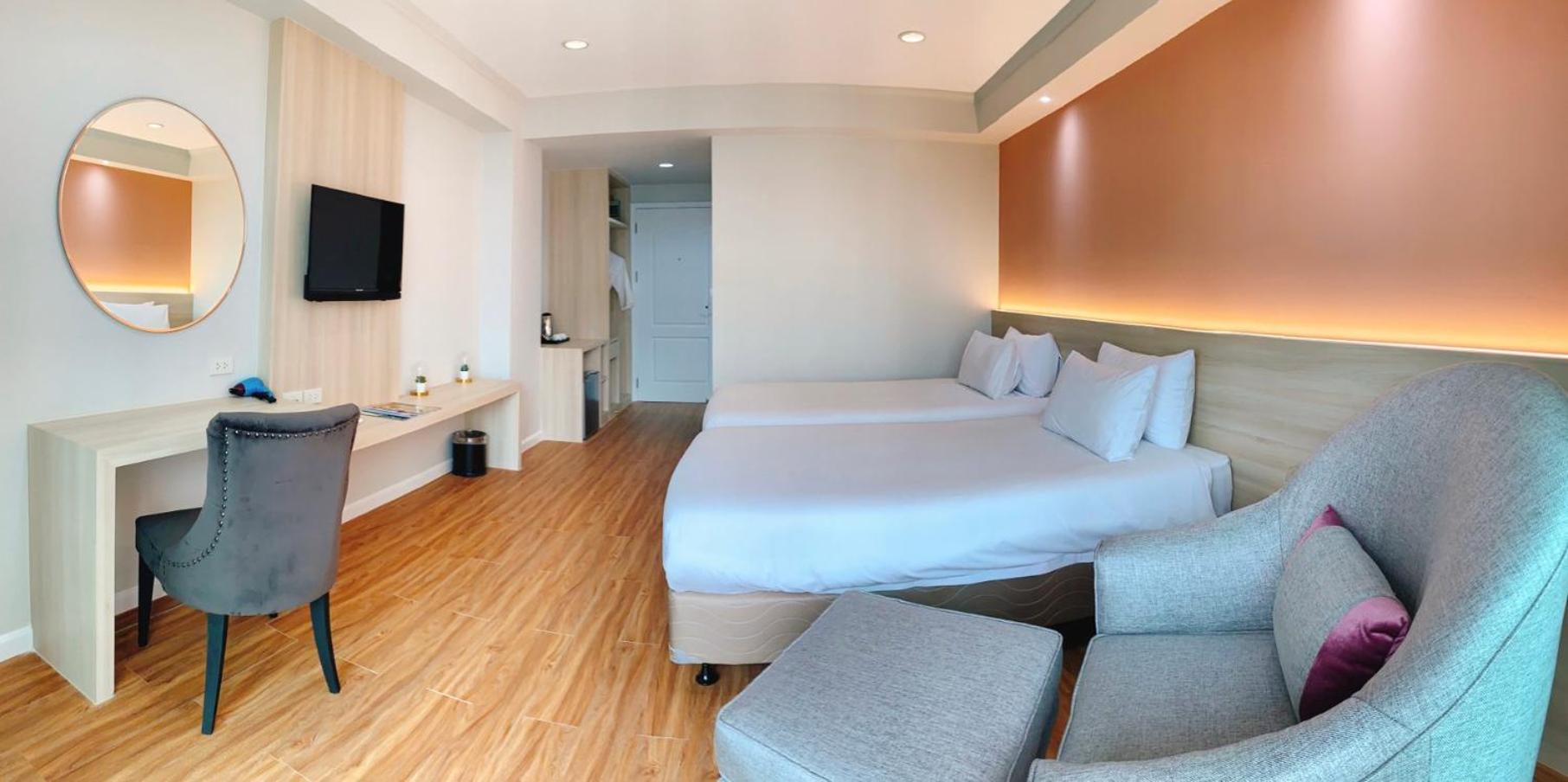 Deluxe Double or Twin Room with Balcony photo 2