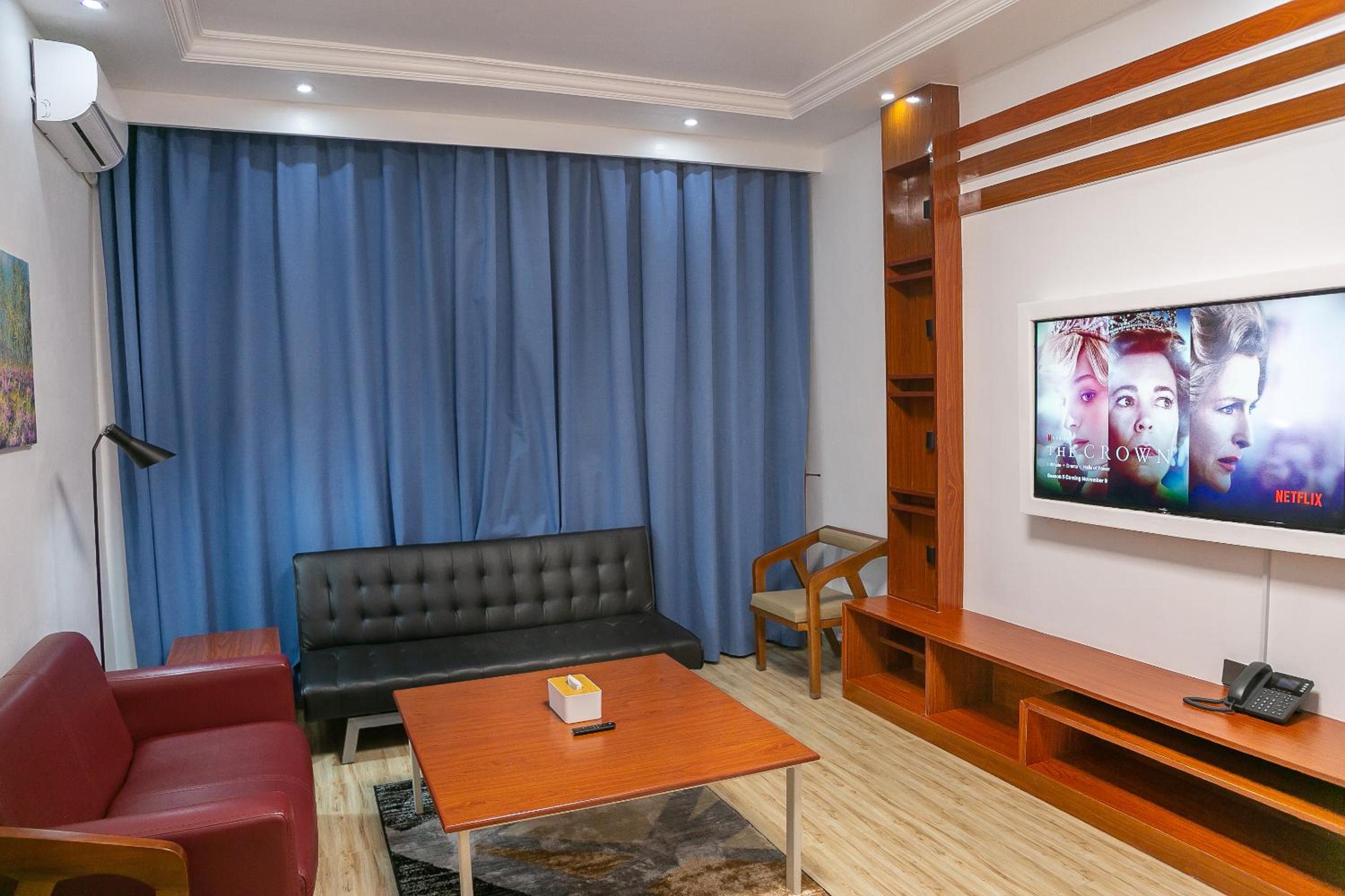Executive Suite photo 1
