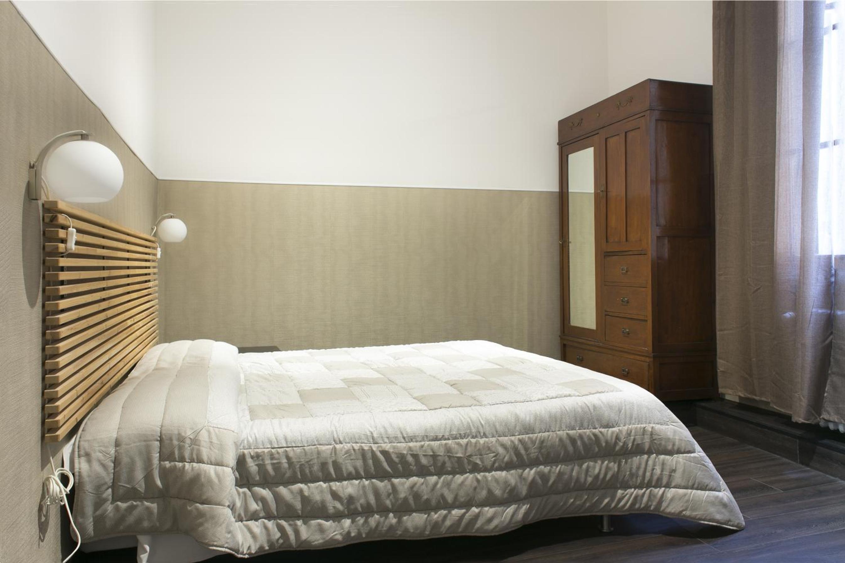 Triple Room with Private Bathroom photo 2