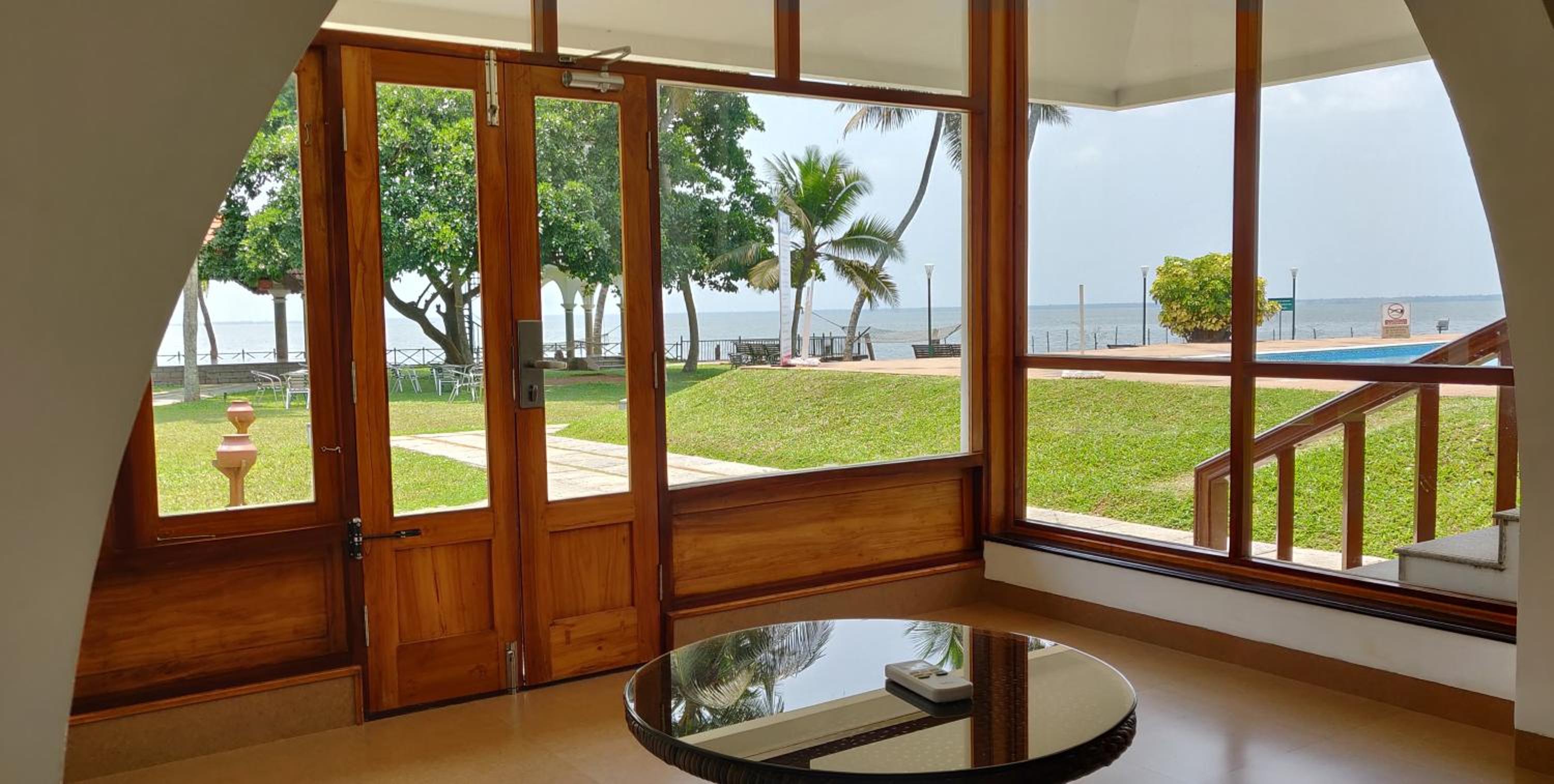 Premium Lake View Room