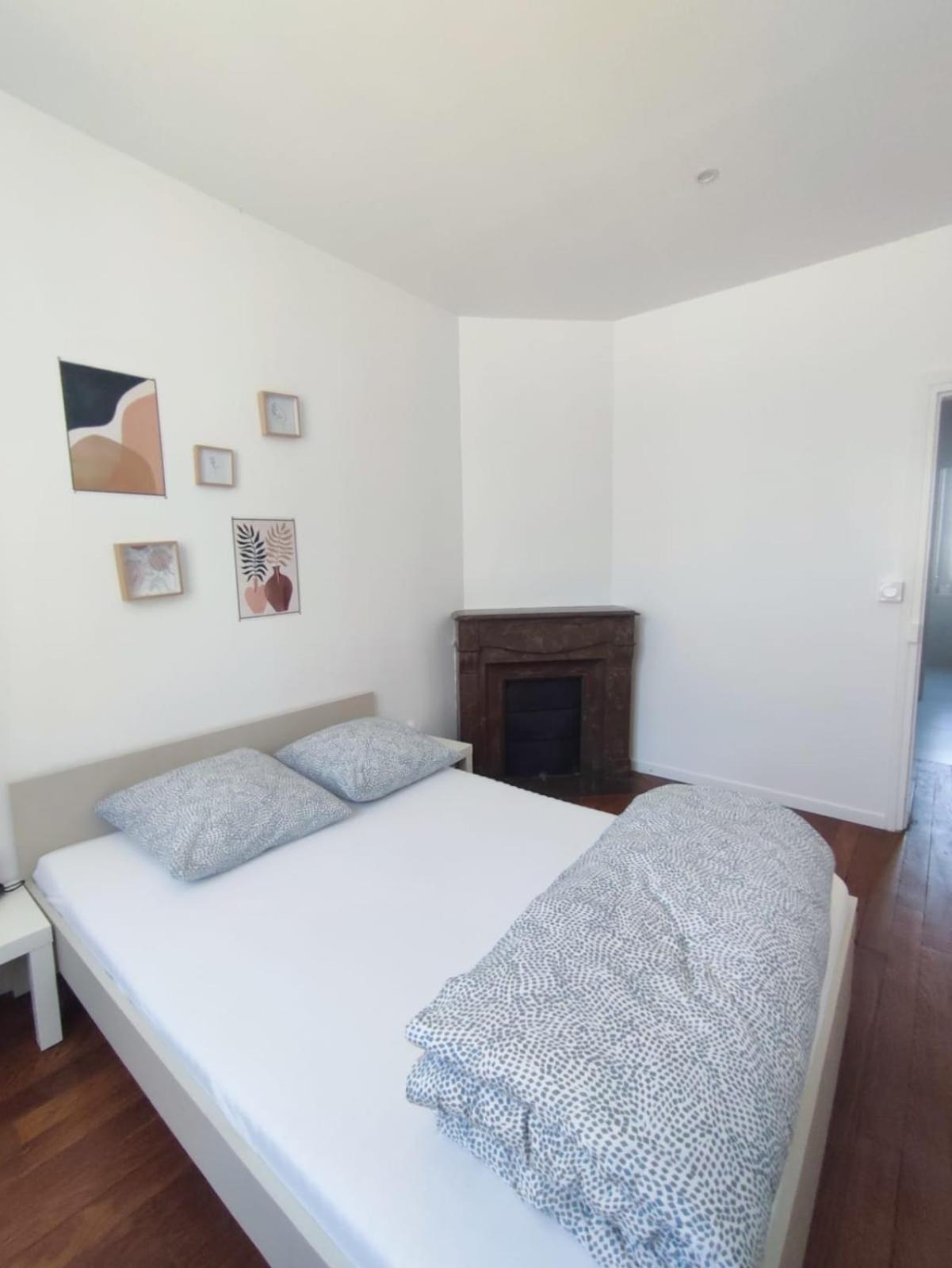 Two-Bedroom Apartment - Photo 12