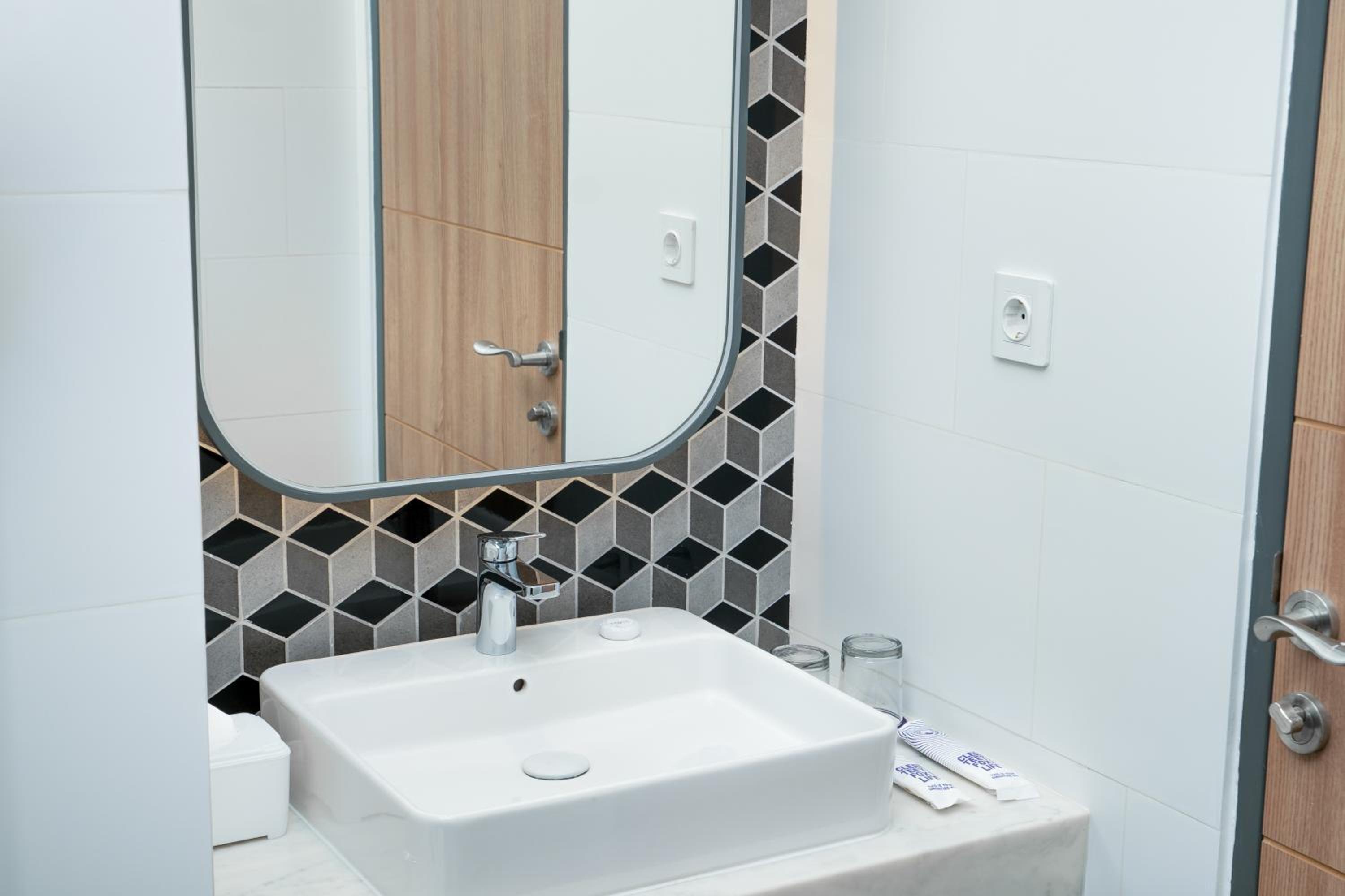 Wonderous New Year Package - Superior Room photo 2