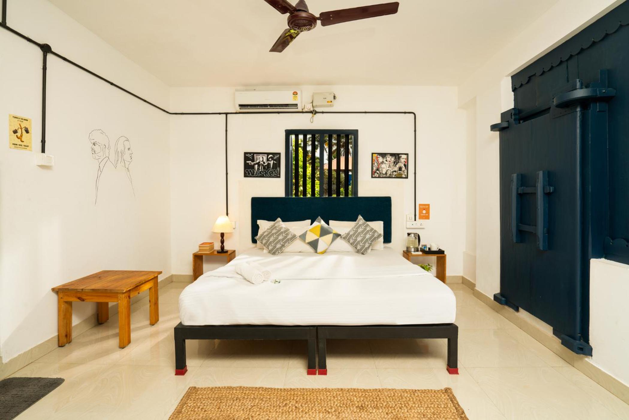 Deluxe Double Room (with AC) - Photo 1