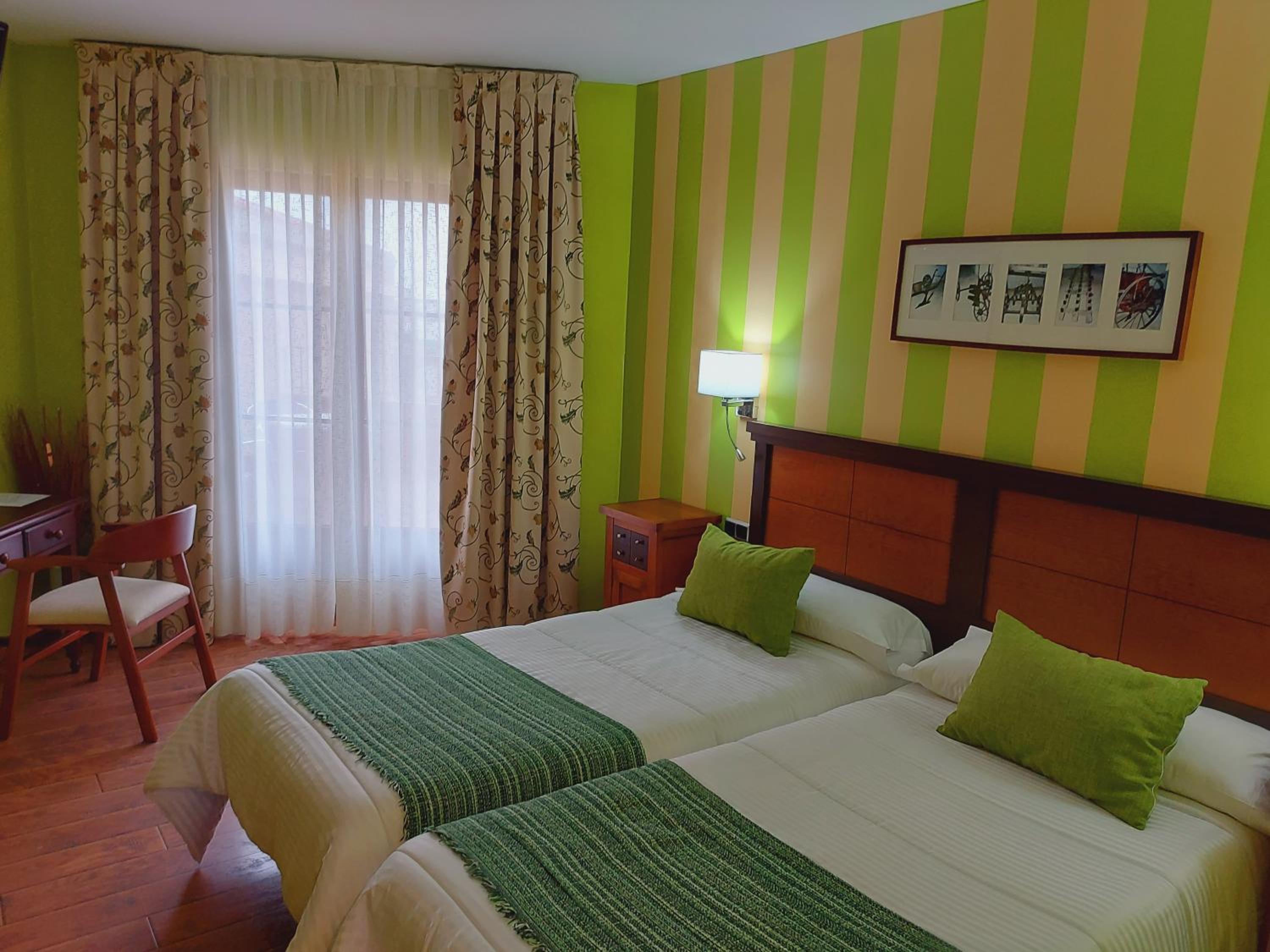 Habitación Doble Superior con Vista al Jardín