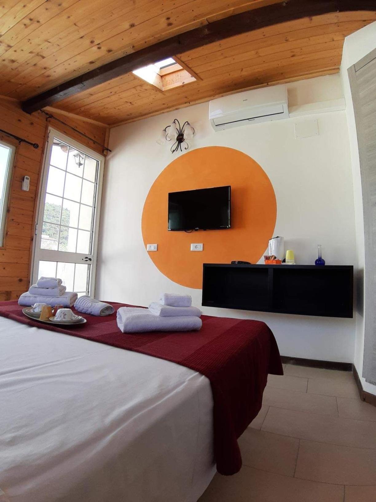 Quadruple Room With Private Bathroom photo 1