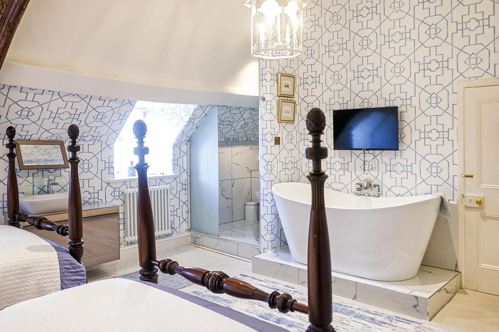 Superior Twin Room with Garden View photo 2