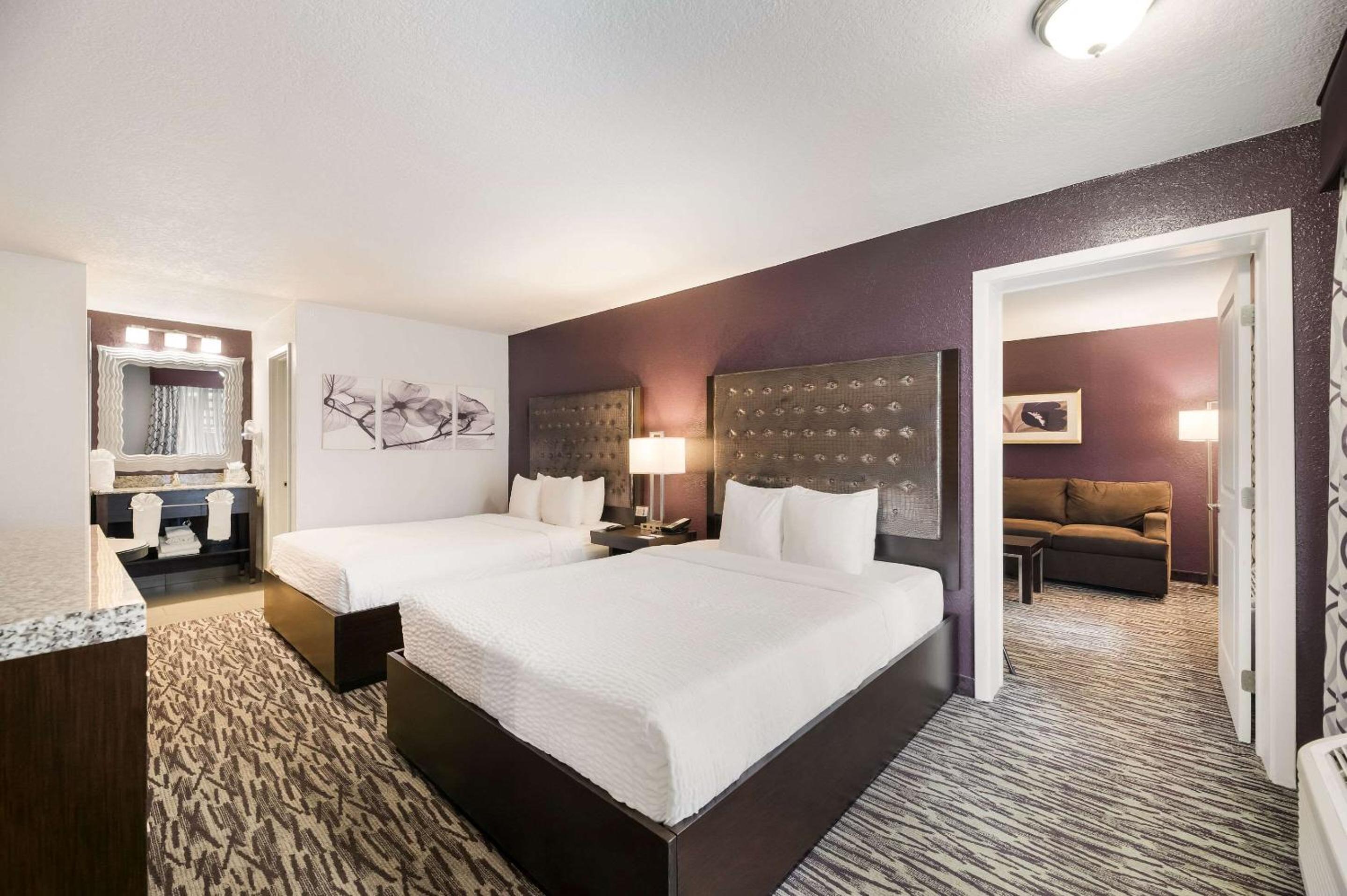 Queen Suite with Two Queen Beds & Sofa Bed (No Resort Fee)